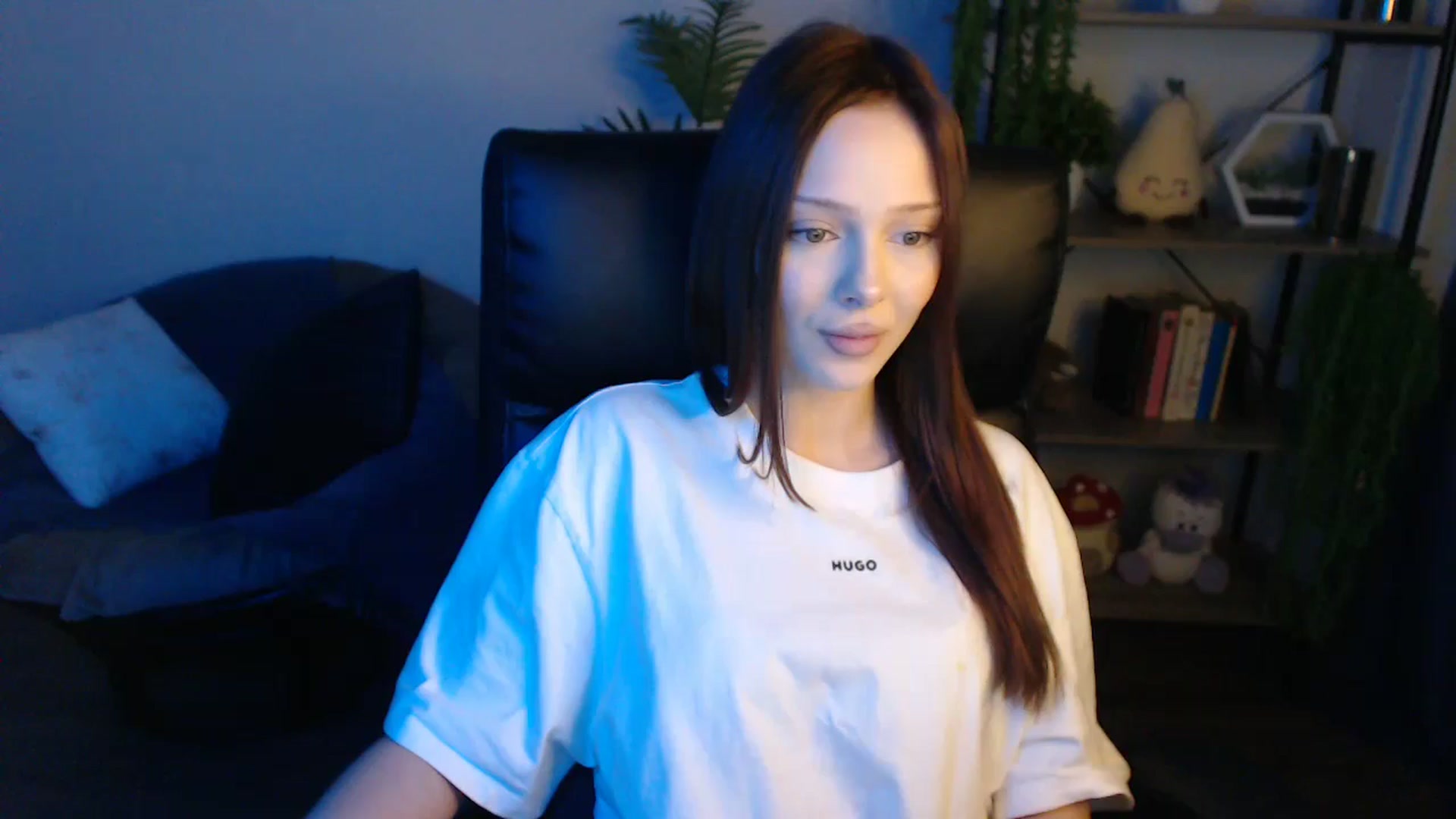 Gallery image thumbnail from KateManelli's myfreecams stream on, 04/28/2025, 13:12 image 13 of 20