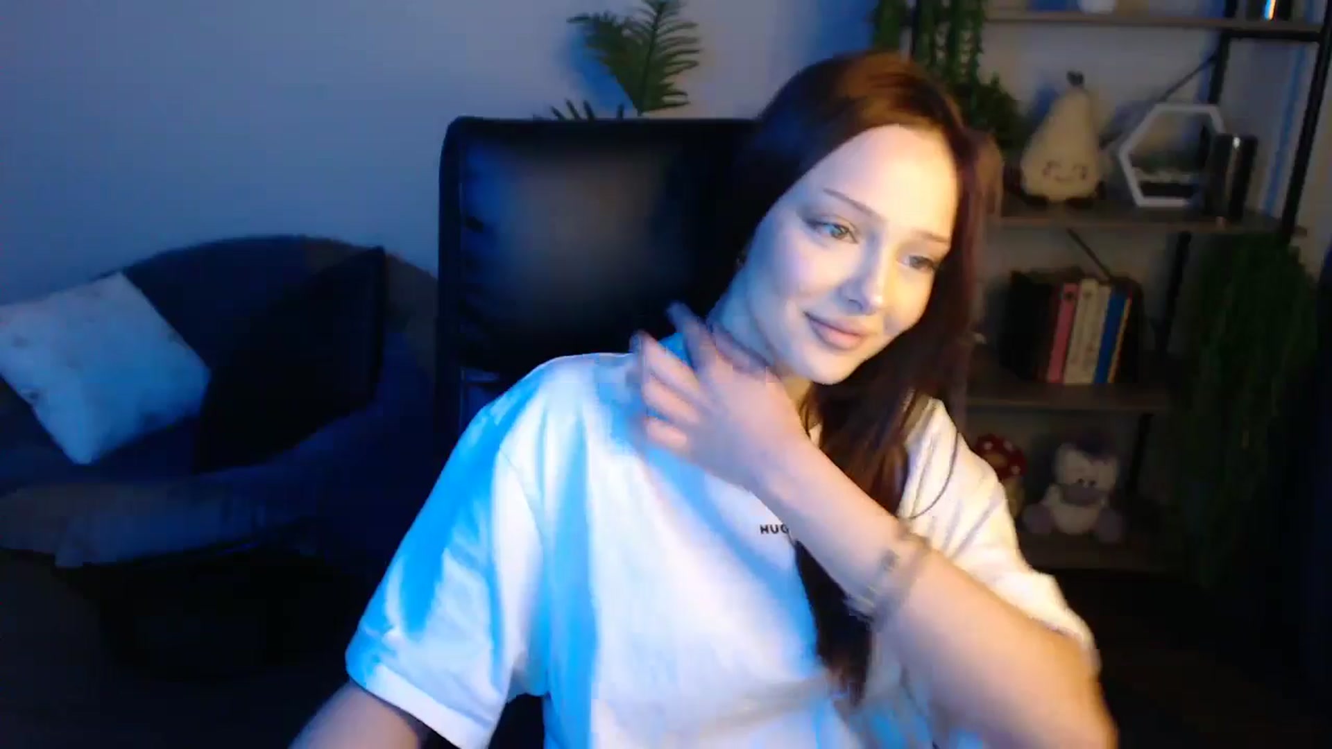 Gallery image thumbnail from KateManelli's myfreecams stream on, 04/28/2025, 13:12 image 14 of 20