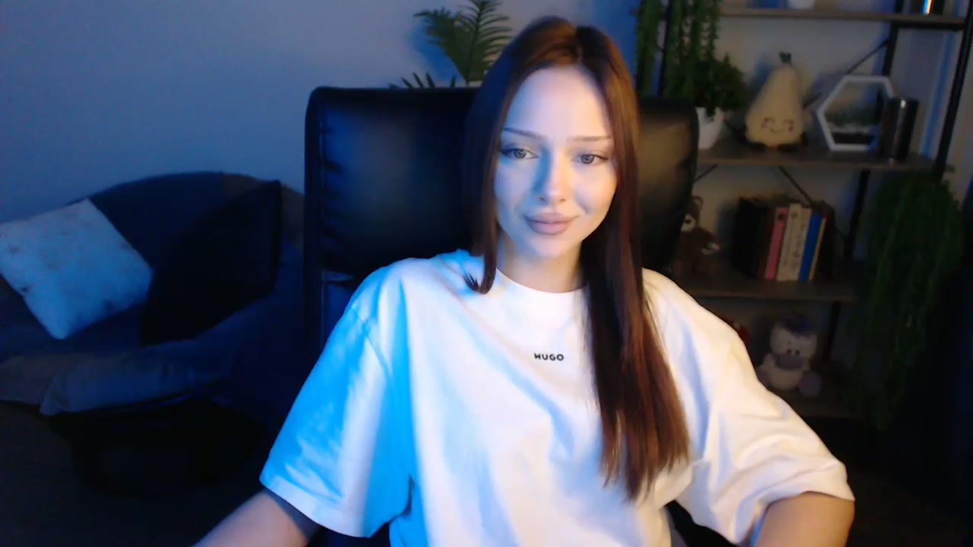 Gallery image thumbnail from KateManelli's myfreecams stream on, 04/28/2025, 13:12 image 9 of 20