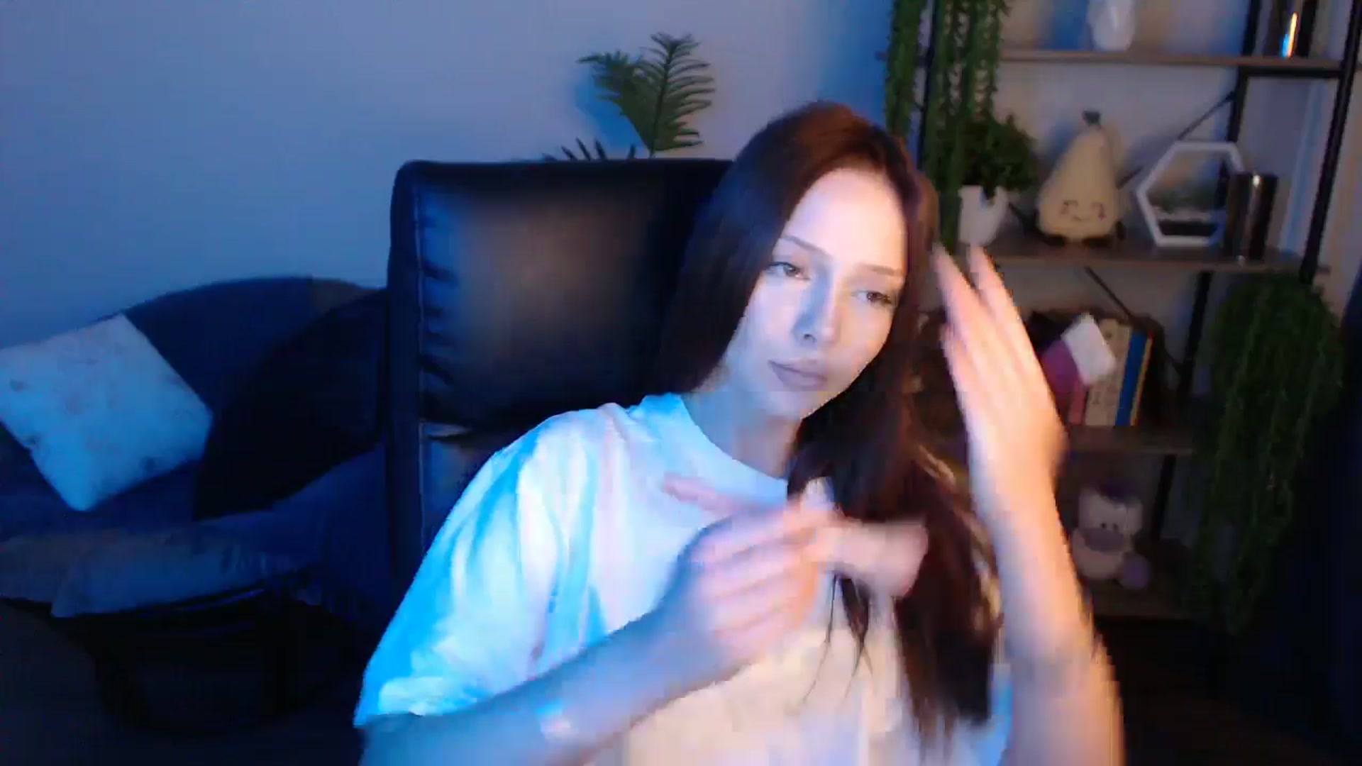 Gallery image thumbnail from KateManelli's myfreecams stream on, 04/28/2025, 13:12 image 6 of 20