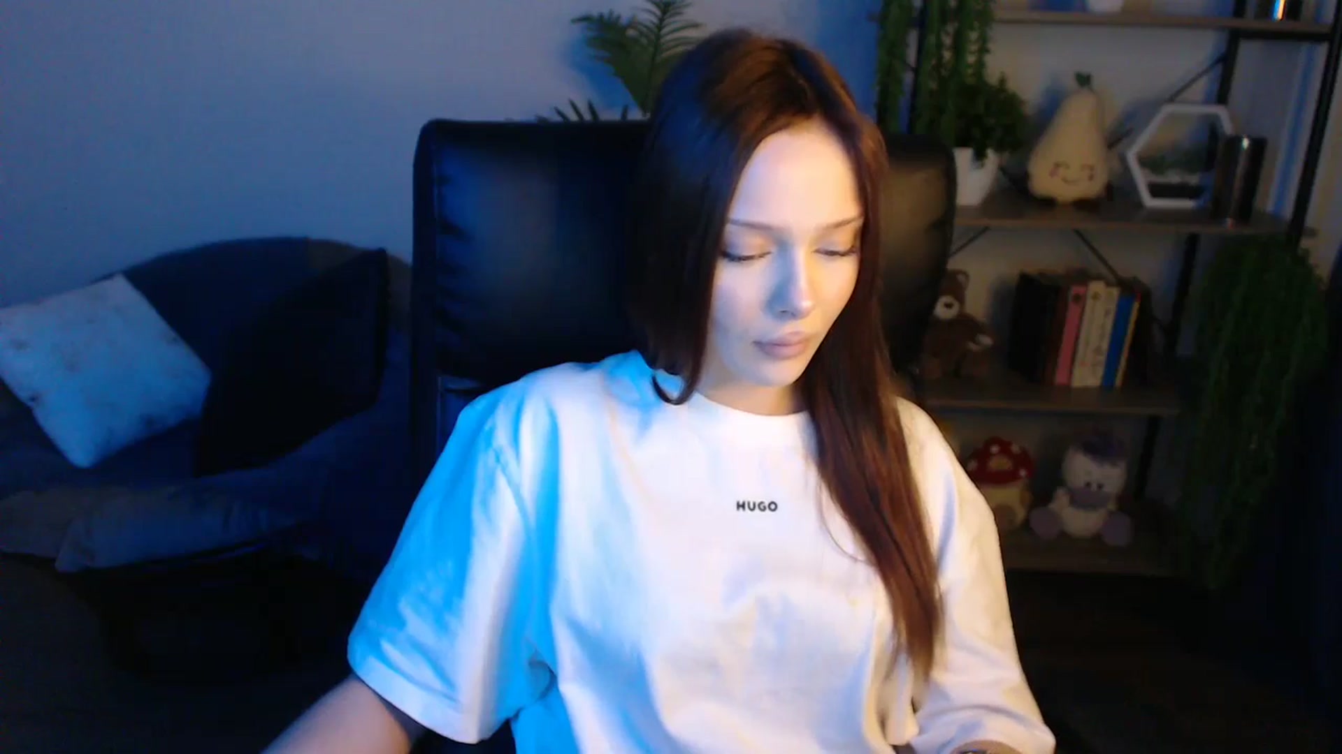 Gallery image thumbnail from KateManelli's myfreecams stream on, 04/28/2025, 13:12 image 11 of 20