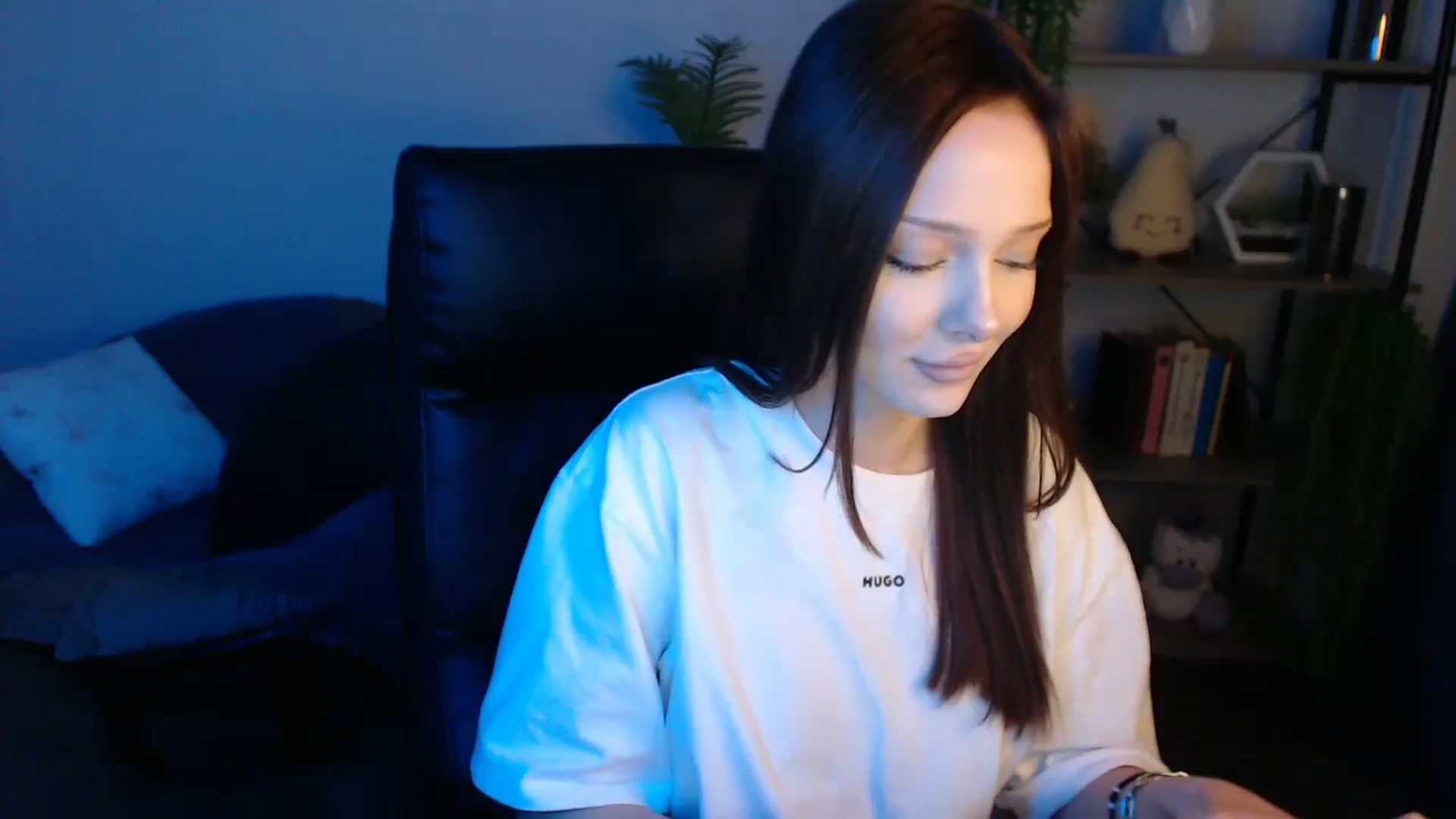 Gallery image thumbnail from KateManelli's myfreecams stream on, 04/28/2025, 13:12 image 3 of 20