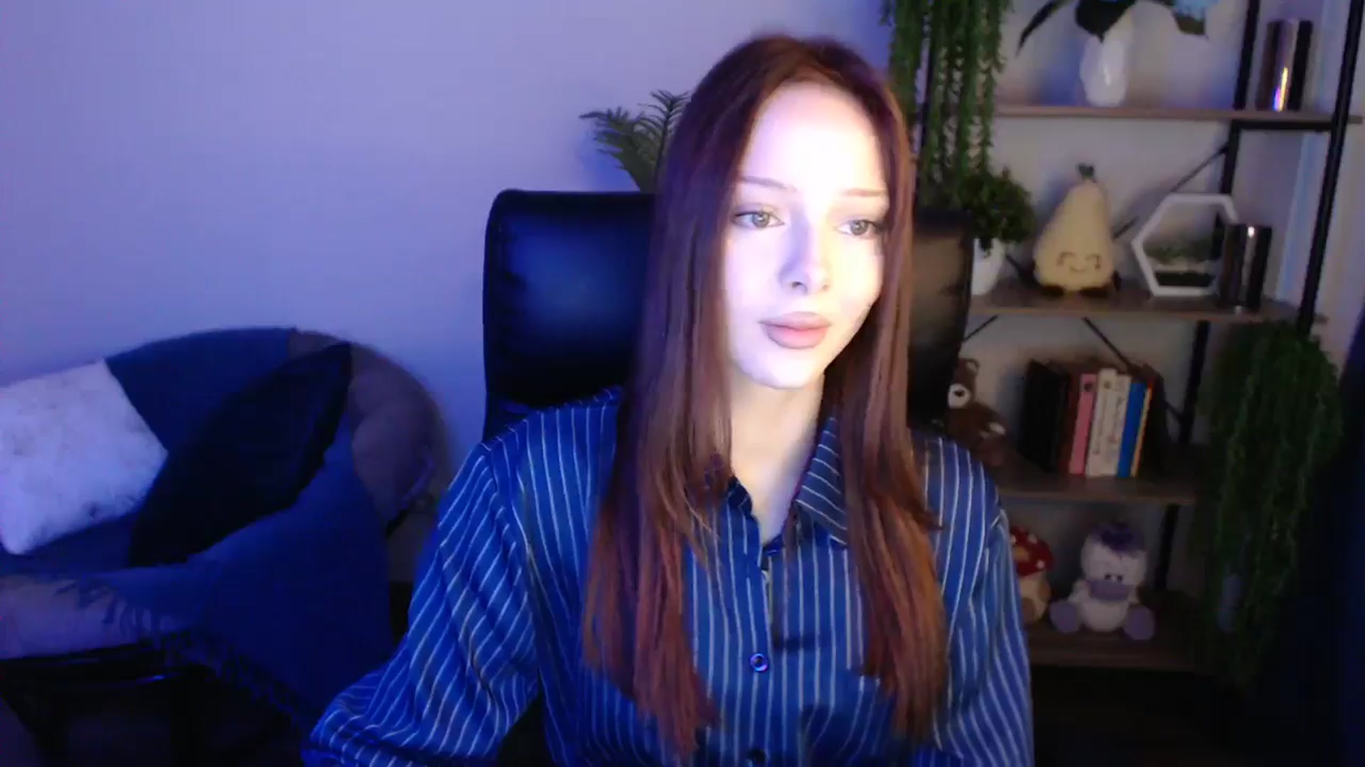 Gallery image thumbnail from KateManelli's myfreecams stream on, 04/30/2025, 08:45 image 11 of 20