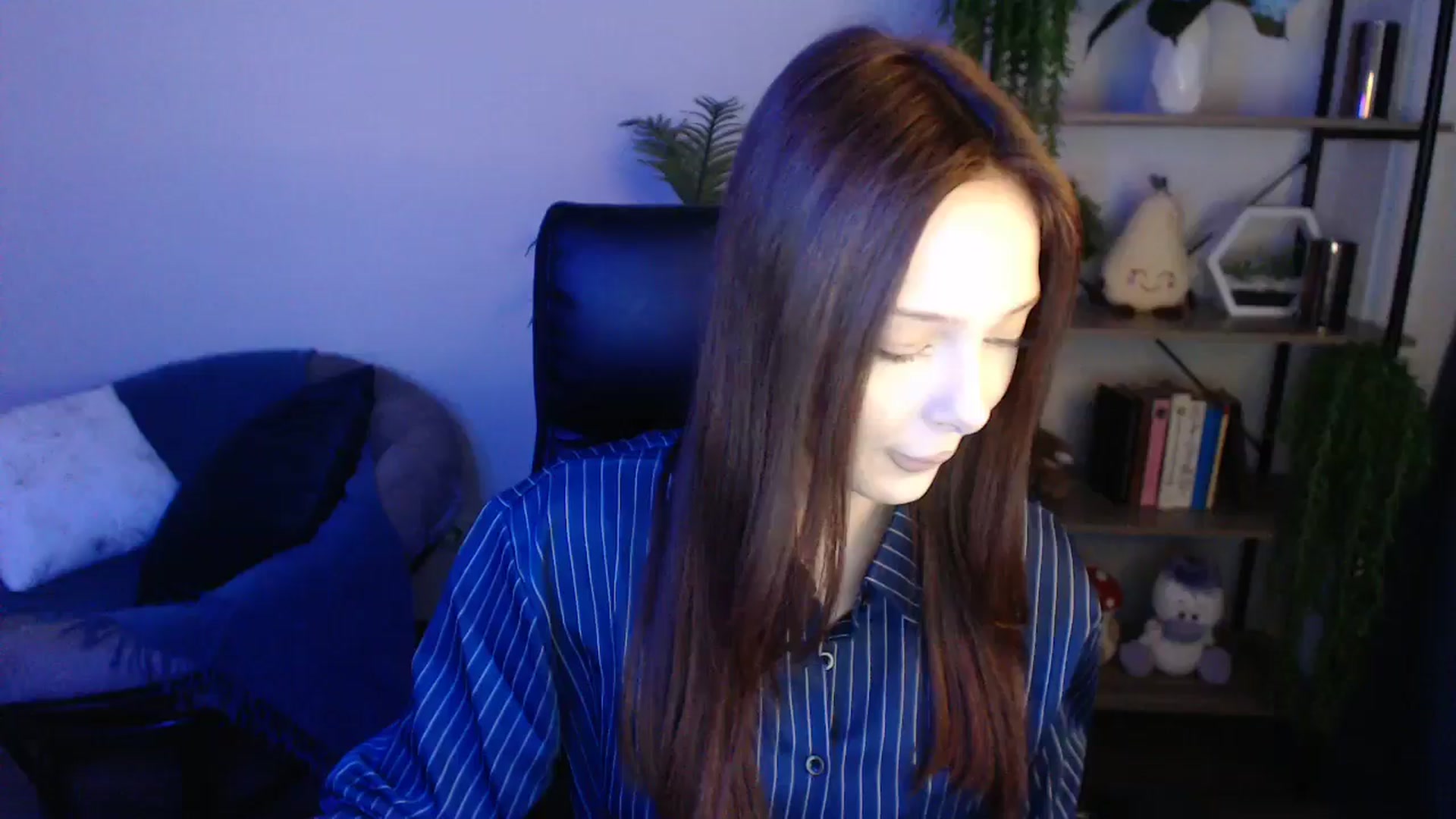 Gallery image thumbnail from KateManelli's myfreecams stream on, 04/30/2025, 08:45 image 1 of 20