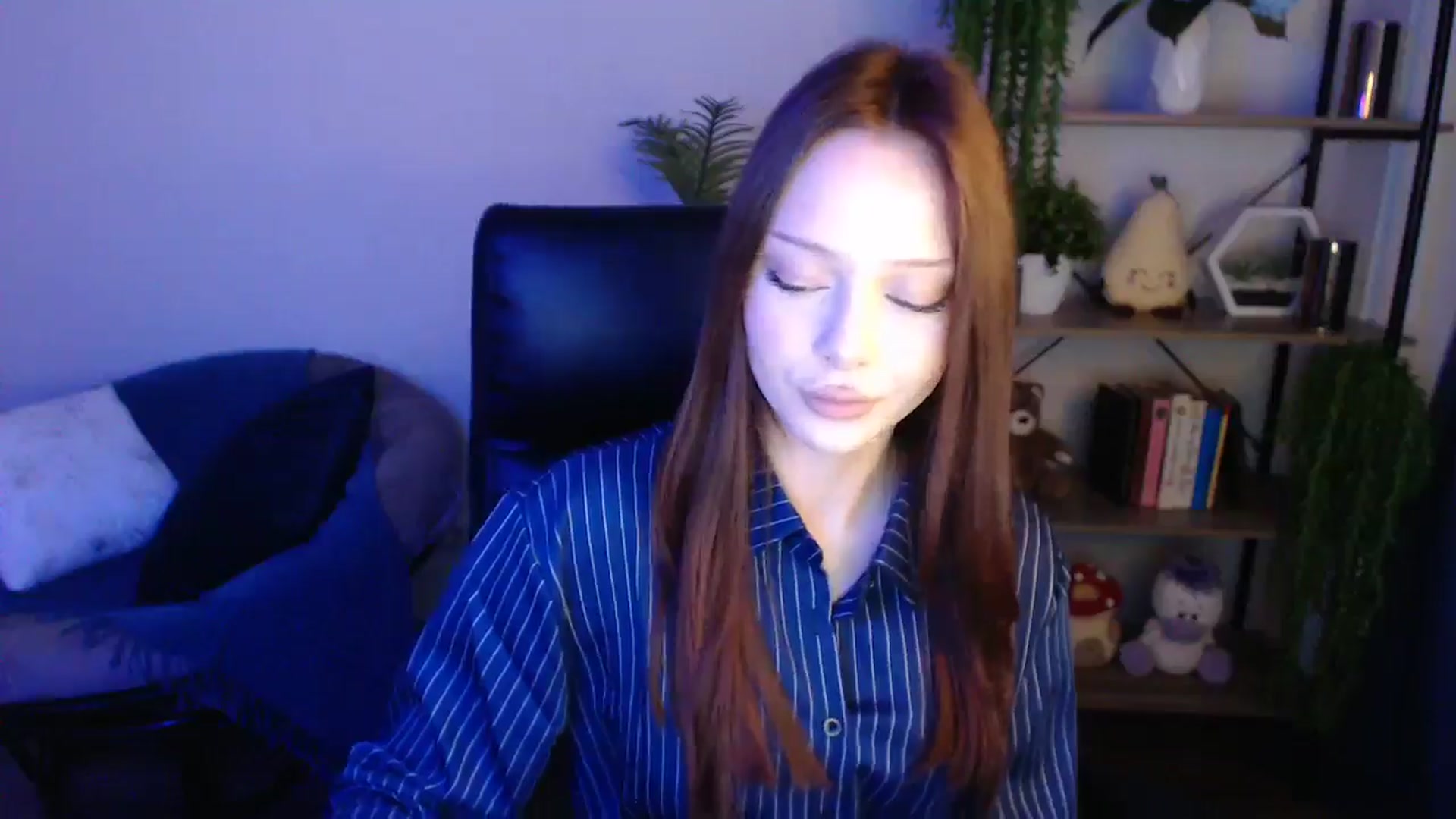 Gallery image thumbnail from KateManelli's myfreecams stream on, 04/30/2025, 08:45 image 8 of 20