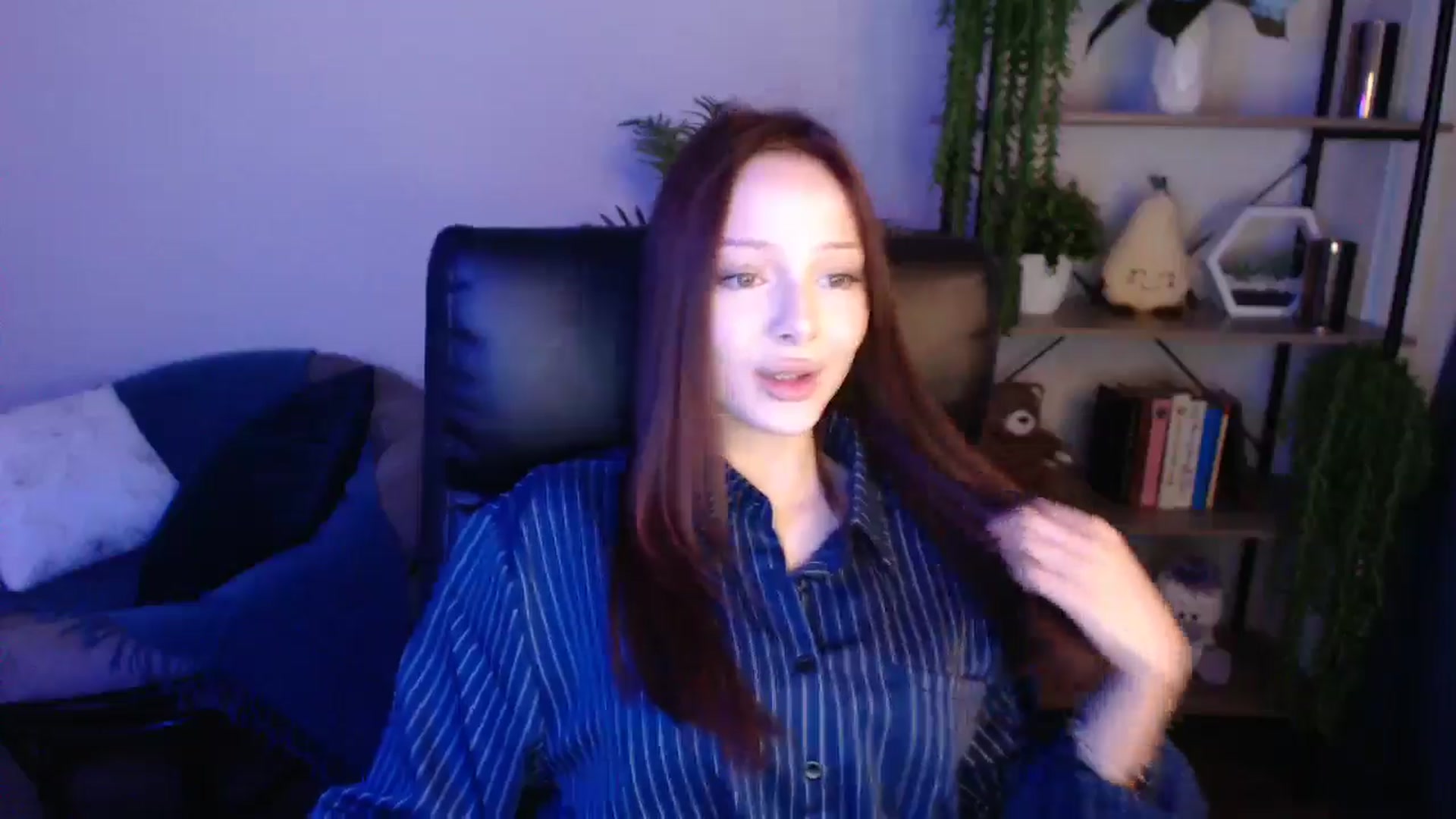 Gallery image thumbnail from KateManelli's myfreecams stream on, 04/30/2025, 08:45 image 12 of 20