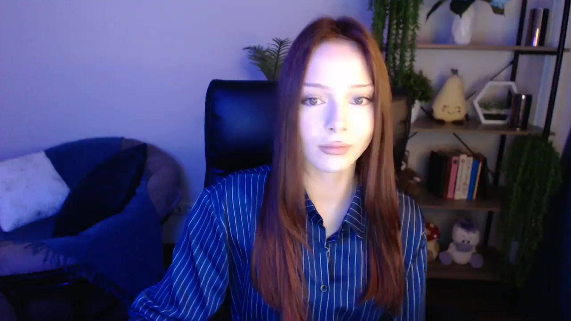 Gallery image thumbnail from KateManelli's myfreecams stream on, 04/30/2025, 08:45 image 7 of 20