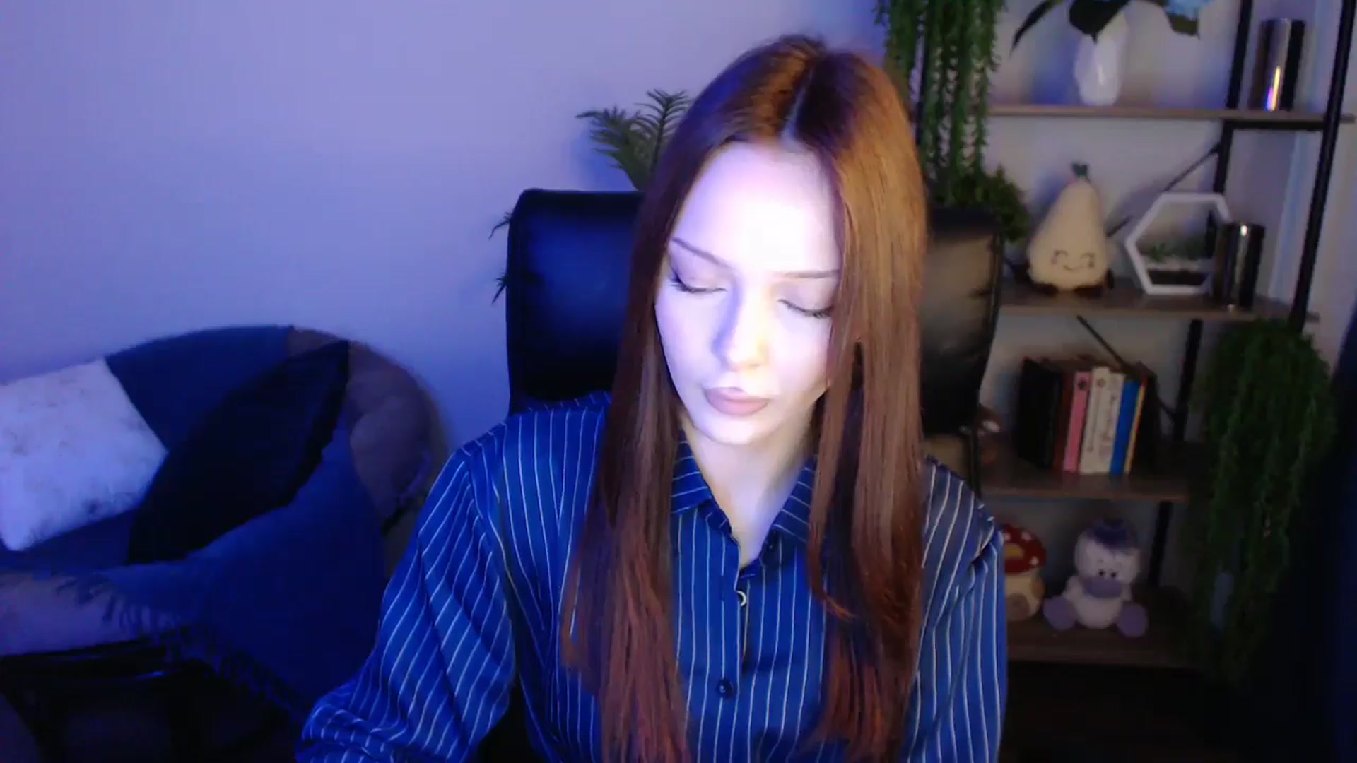Gallery image thumbnail from KateManelli's myfreecams stream on, 04/30/2025, 08:45 image 5 of 20