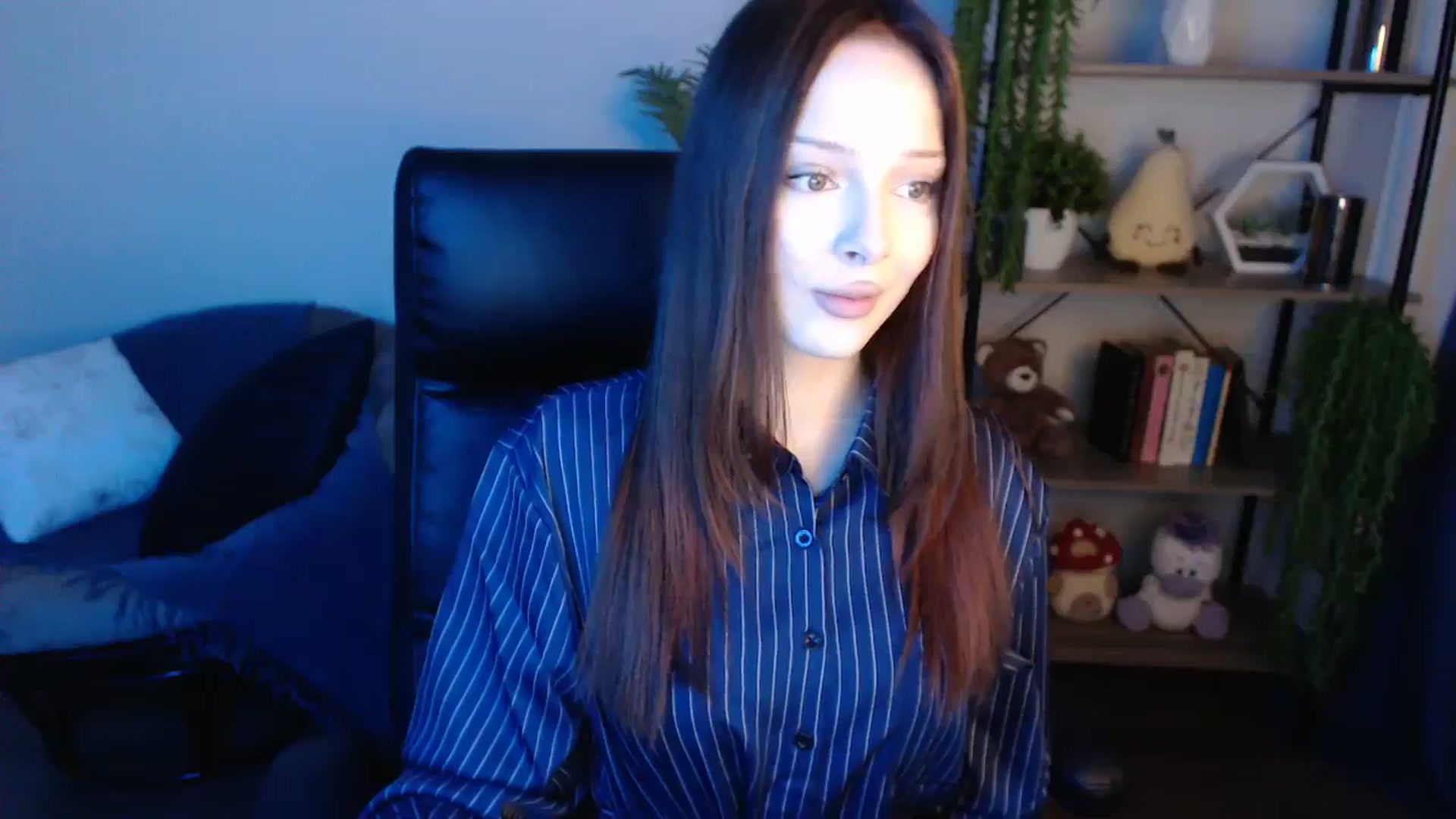 Gallery image thumbnail from KateManelli's myfreecams stream on, 04/30/2025, 10:43 image 2 of 20