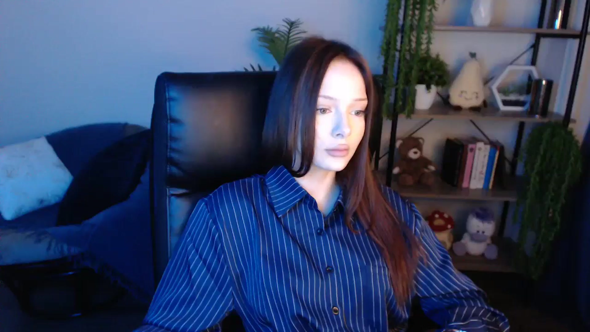 Gallery image thumbnail from KateManelli's myfreecams stream on, 04/30/2025, 10:43 image 11 of 20