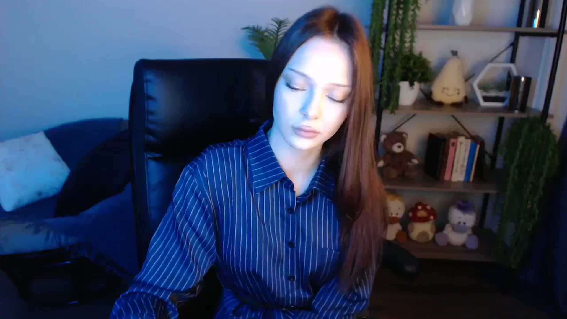 Gallery image thumbnail from KateManelli's myfreecams stream on, 04/30/2025, 10:43 image 5 of 20