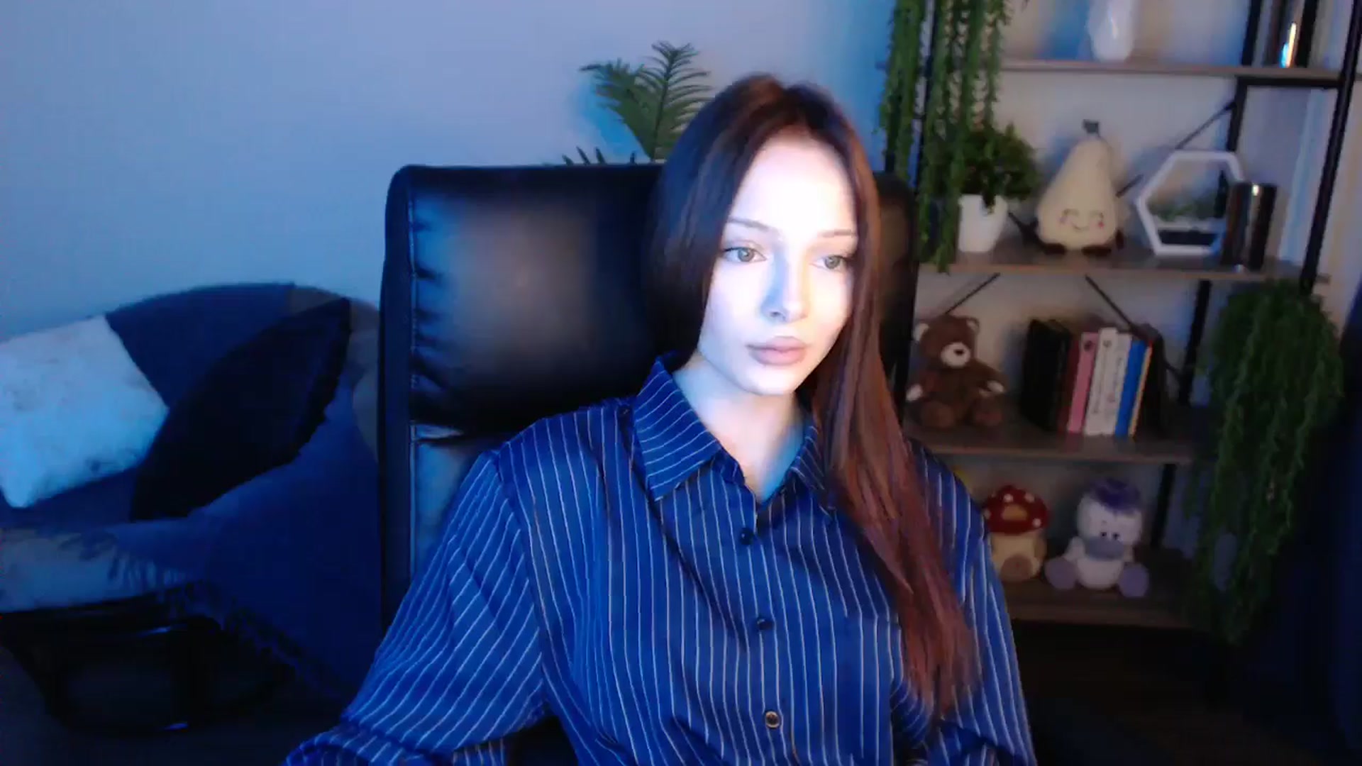Gallery image thumbnail from KateManelli's myfreecams stream on, 04/30/2025, 10:43 image 8 of 20