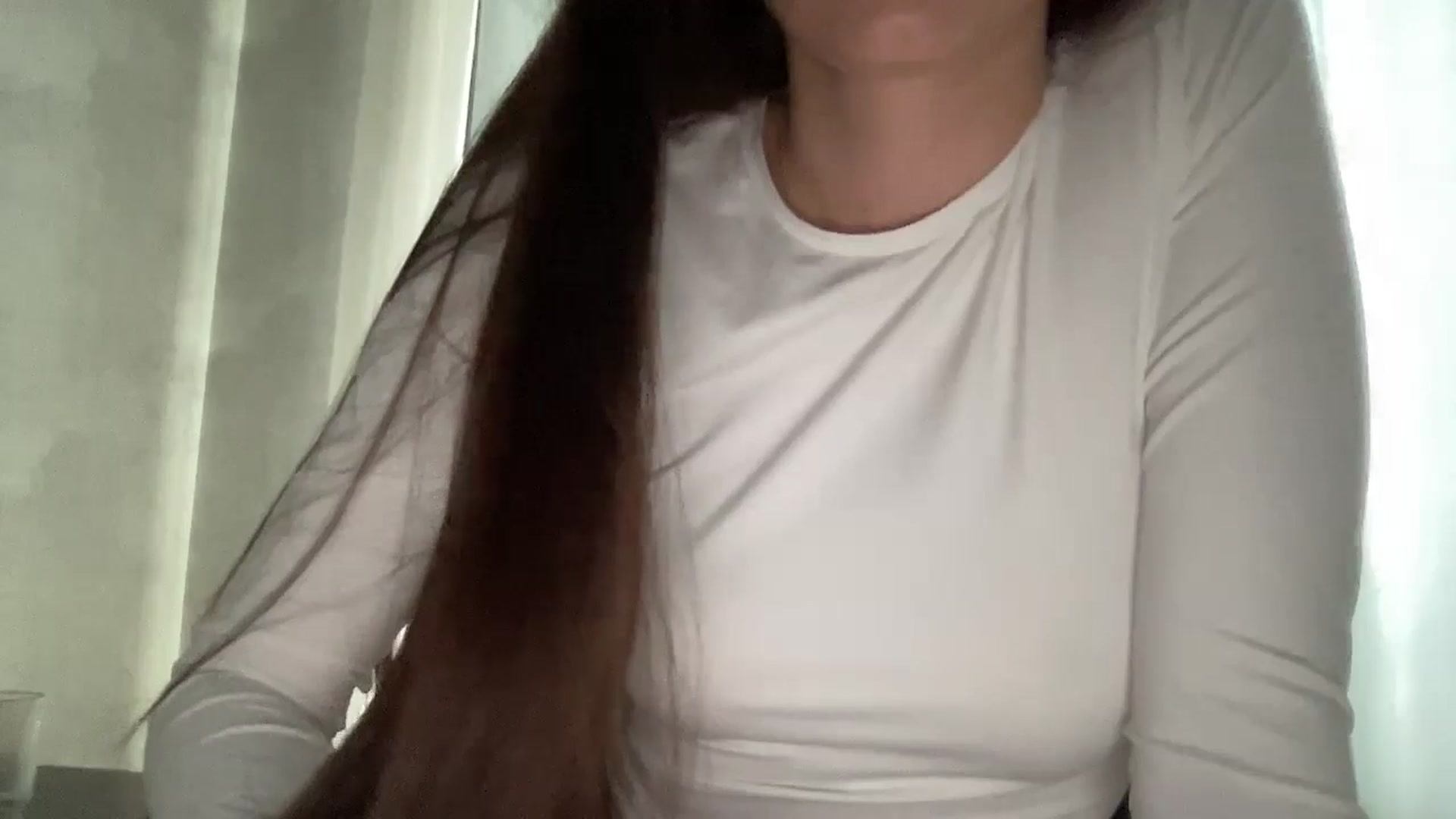 Gallery image thumbnail from KateManelli's myfreecams stream on, 10/11/2025, 11:03 image 10 of 20