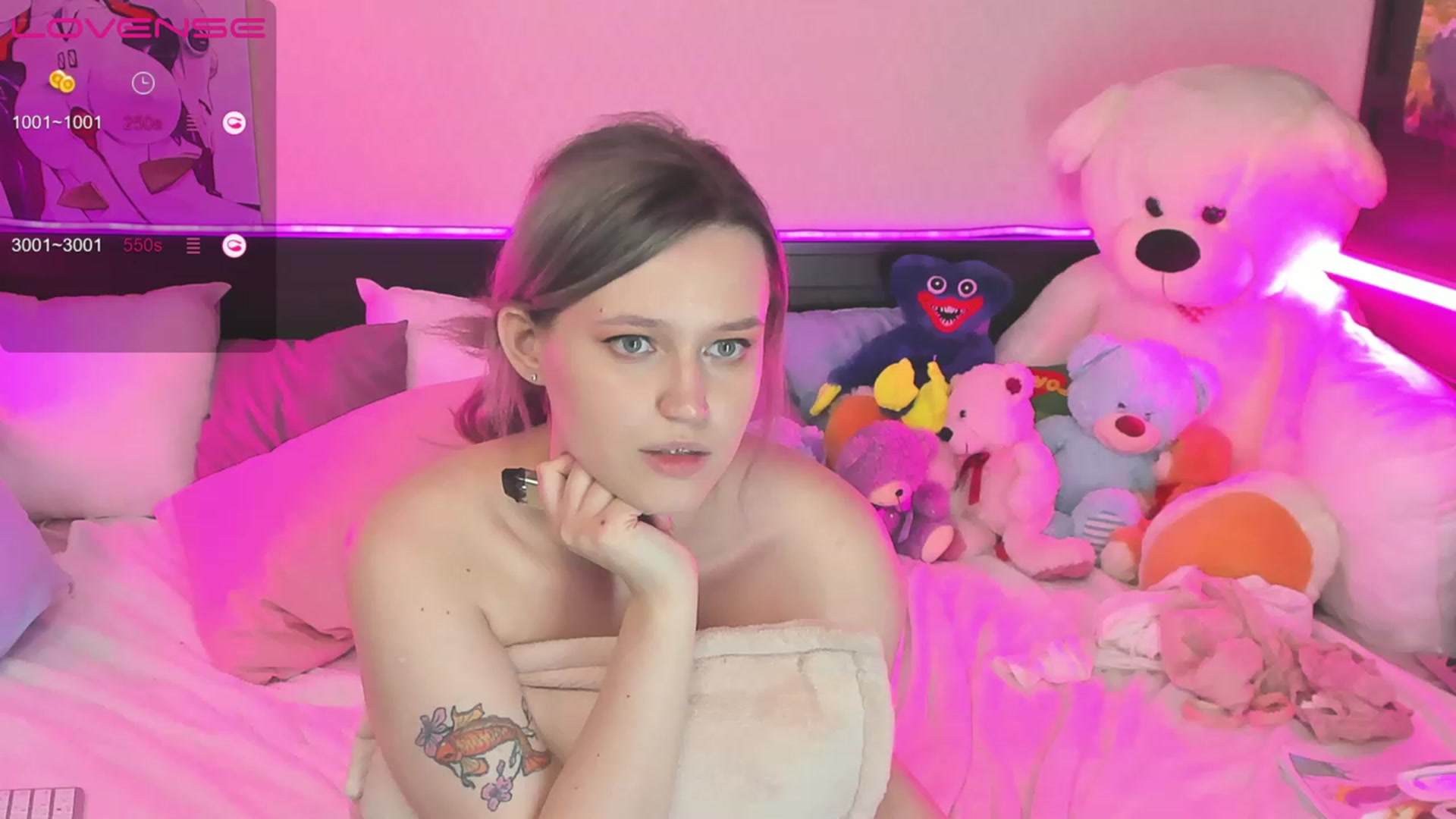 Gallery image thumbnail from KateMao's myfreecams stream on, 04/07/2023, 16:33 image 15 of 20