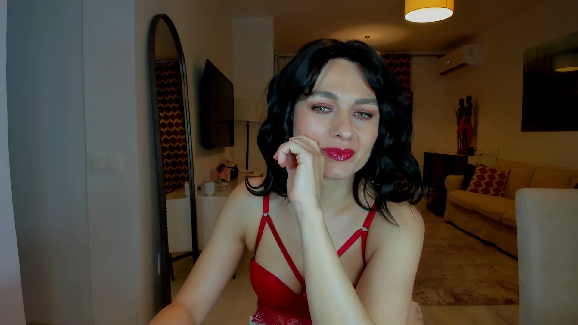 Gallery image thumbnail from KateMirage's myfreecams stream on, 12/24/2025, 23:06 image 8 of 20