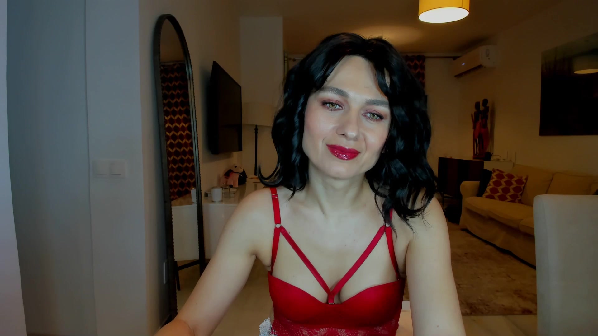 Gallery image thumbnail from KateMirage's myfreecams stream on, 12/24/2025, 23:06 image 9 of 20