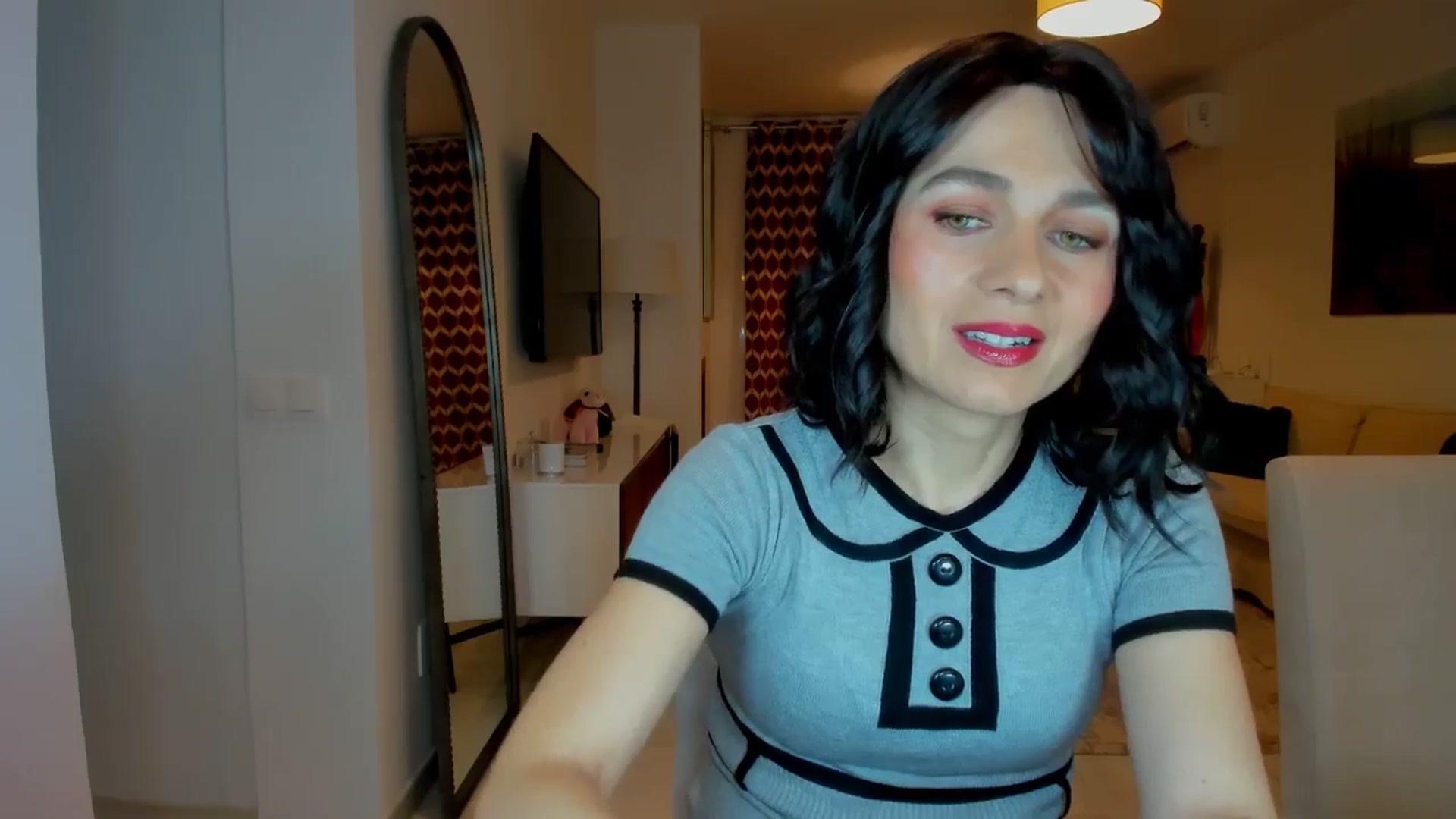 Gallery image thumbnail from KateMirage's myfreecams stream on, 12/27/2025, 21:22 image 3 of 20