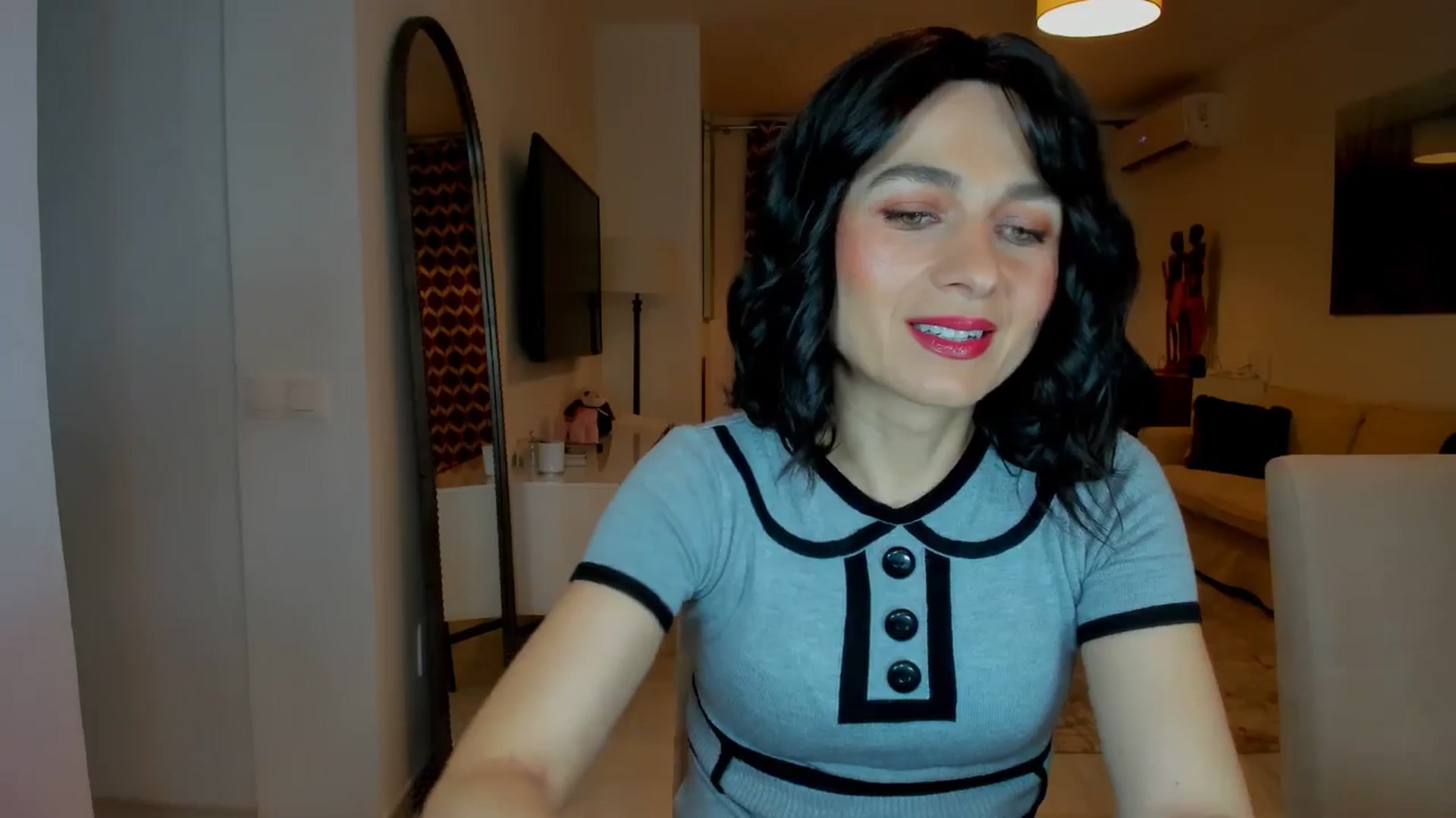 Gallery image thumbnail from KateMirage's myfreecams stream on, 12/27/2025, 21:22 image 2 of 20