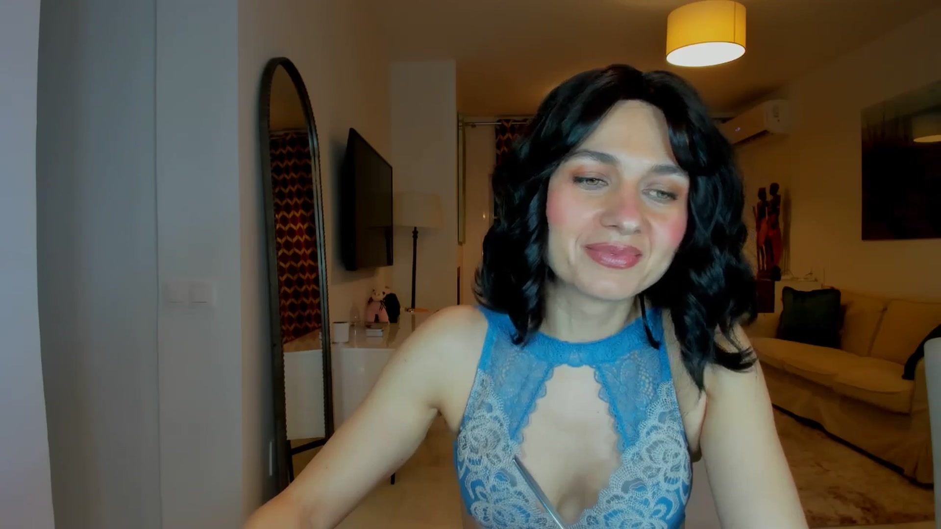 Gallery image thumbnail from KateMirage's myfreecams stream on, 01/04/2026, 24:27 image 12 of 20