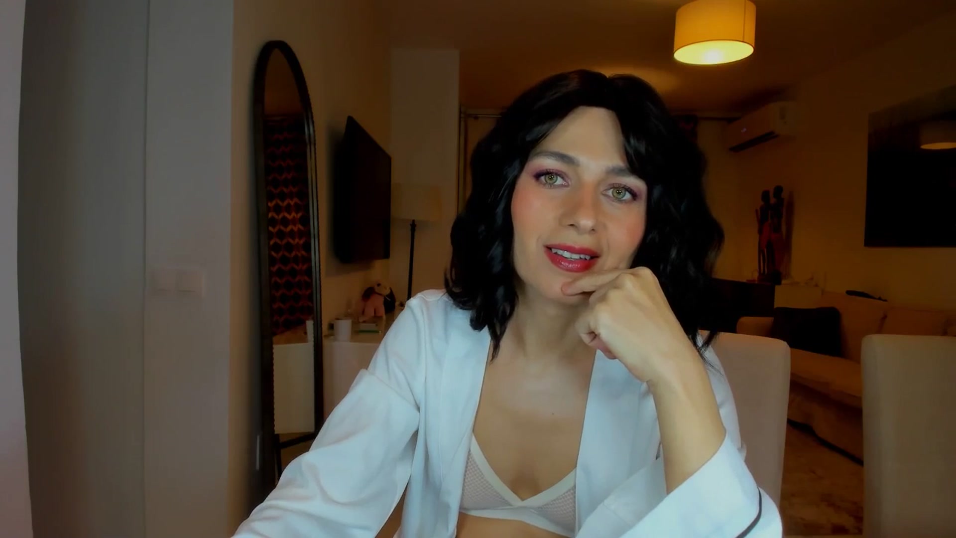 Gallery image thumbnail from KateMirage's myfreecams stream on, 01/04/2026, 20:47 image 19 of 20