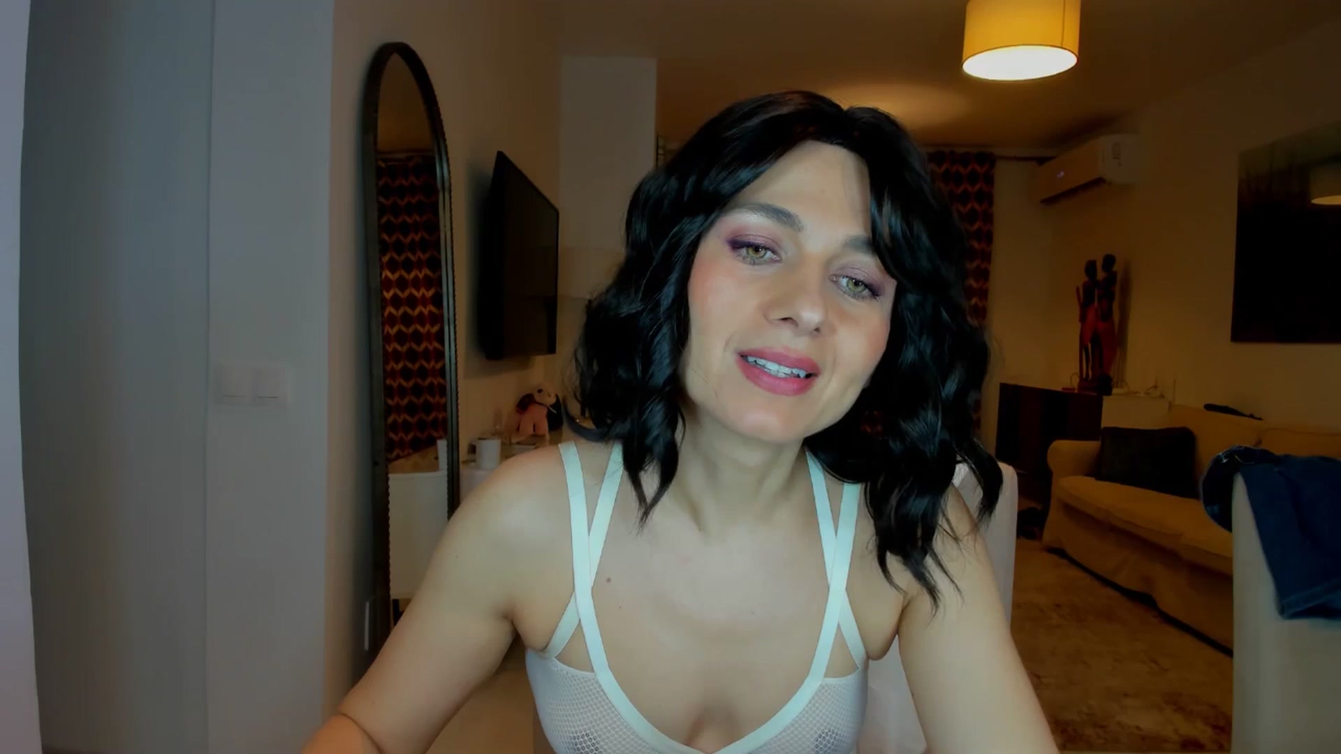 Gallery image thumbnail from KateMirage's myfreecams stream on, 01/05/2026, 02:43 image 18 of 20