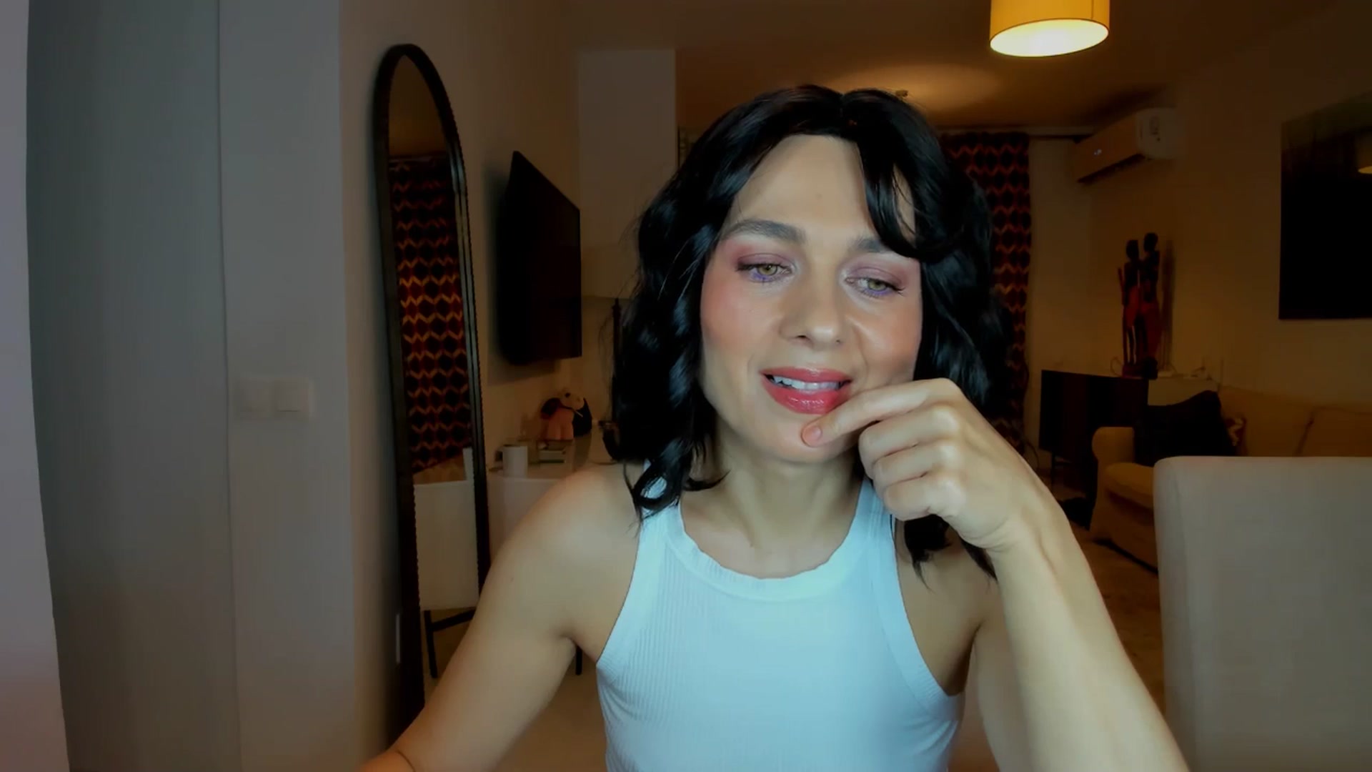 Gallery image thumbnail from KateMirage's myfreecams stream on, 01/06/2026, 24:05 image 10 of 20