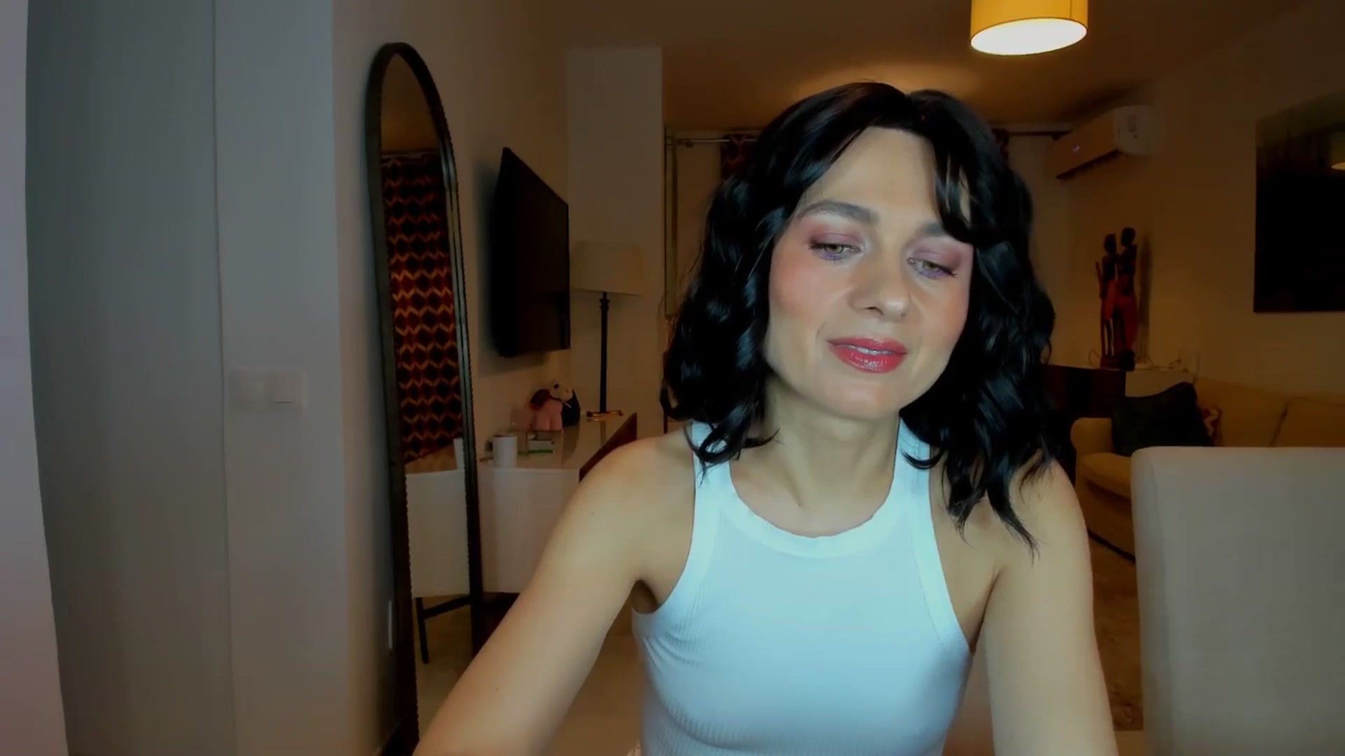 Gallery image thumbnail from KateMirage's myfreecams stream on, 01/06/2026, 24:05 image 9 of 20