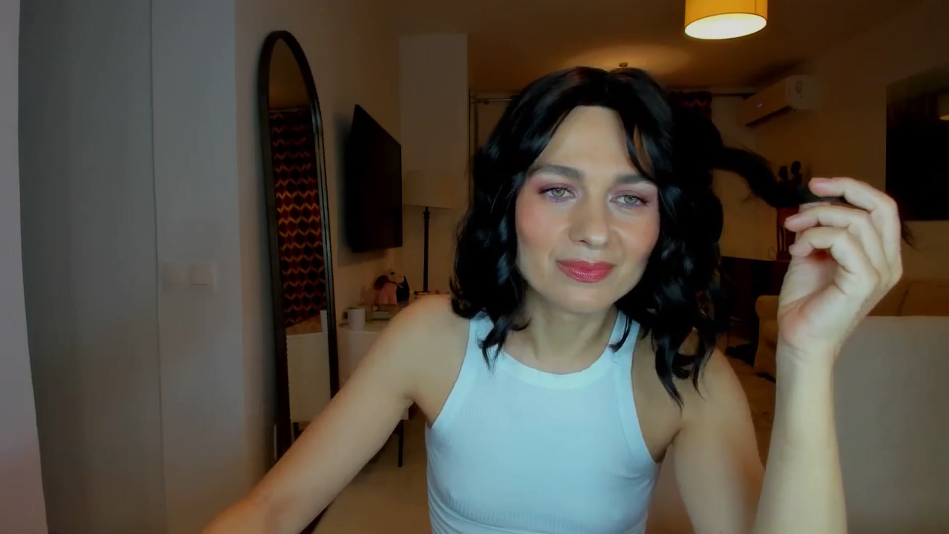 Gallery image thumbnail from KateMirage's myfreecams stream on, 01/06/2026, 24:05 image 13 of 20