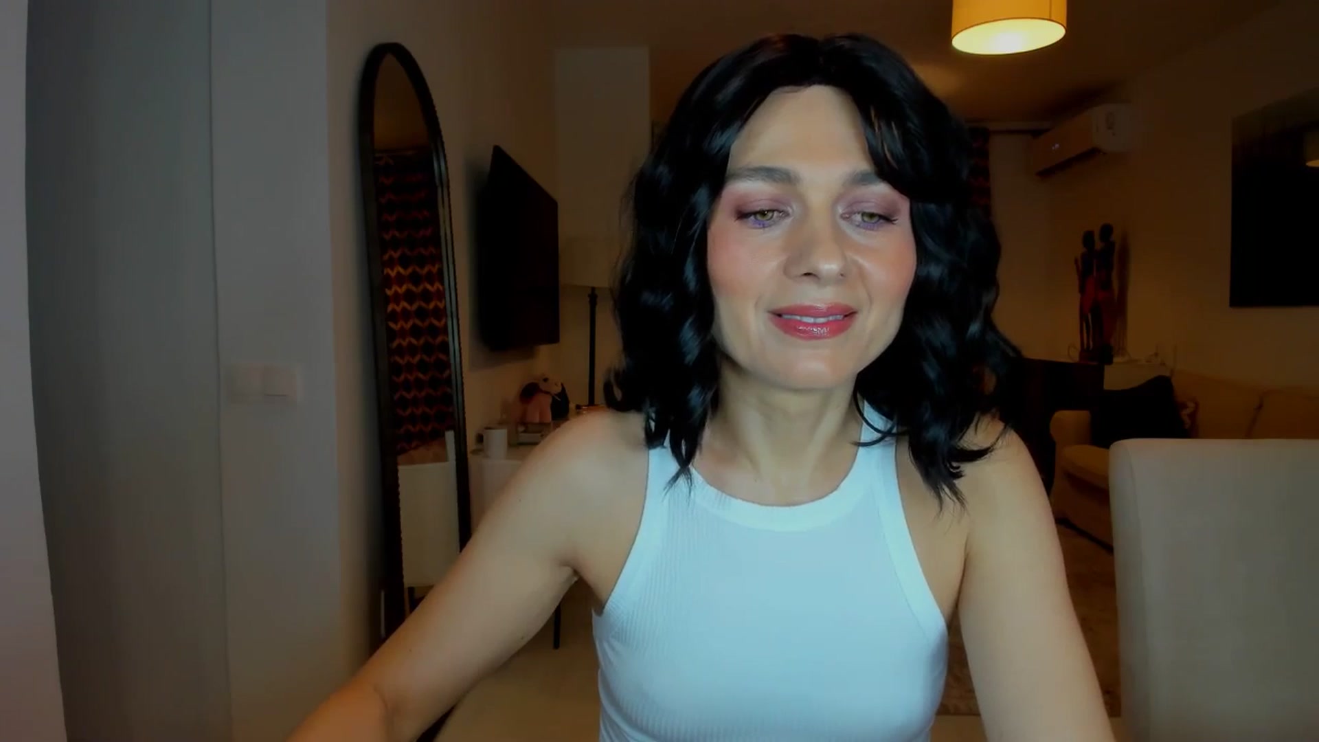 Gallery image thumbnail from KateMirage's myfreecams stream on, 01/06/2026, 24:05 image 19 of 20