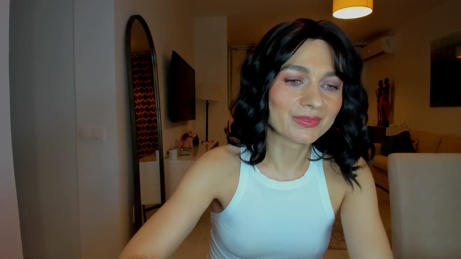 Gallery image thumbnail from KateMirage's myfreecams stream on, 01/06/2026, 24:16 image 15 of 20