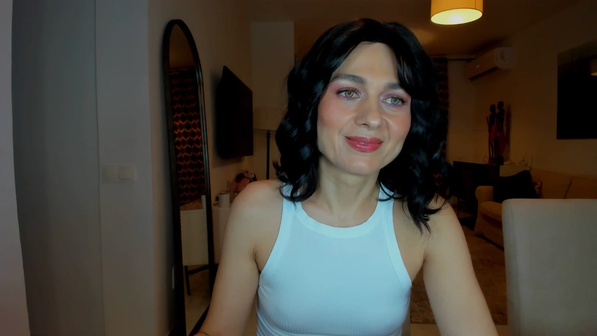 Gallery image thumbnail from KateMirage's myfreecams stream on, 01/06/2026, 24:16 image 4 of 20