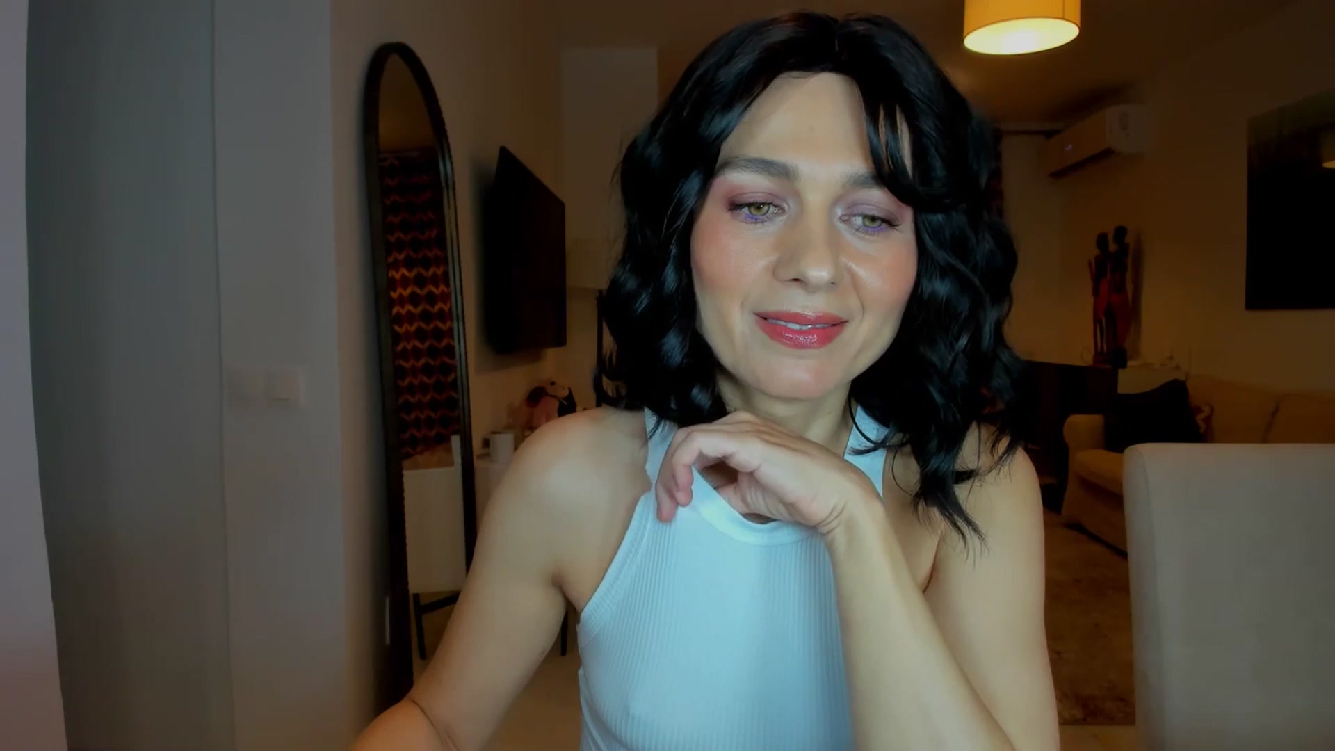 Gallery image thumbnail from KateMirage's myfreecams stream on, 01/06/2026, 24:16 image 19 of 20