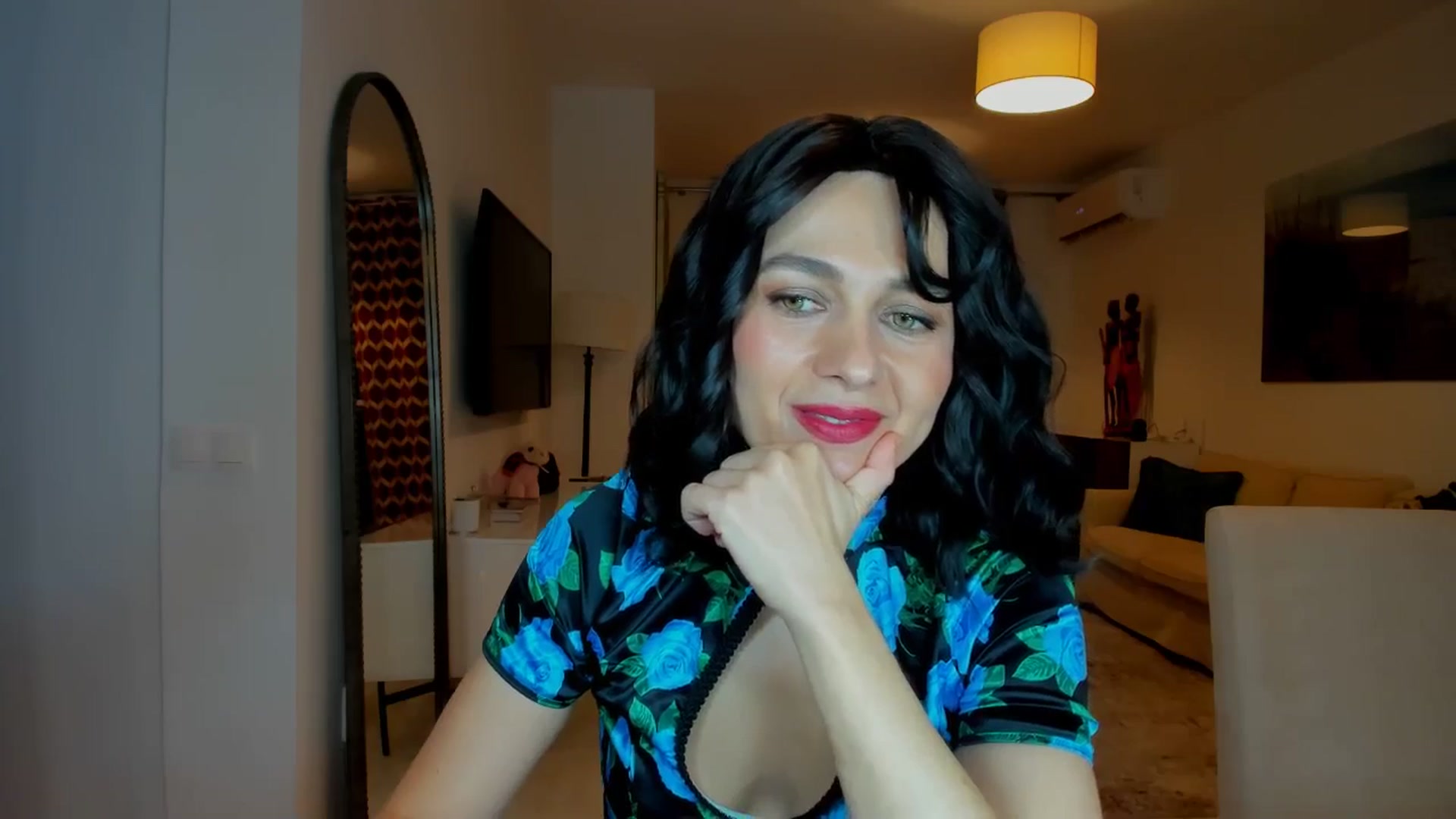 Gallery image thumbnail from KateMirage's myfreecams stream on, 01/08/2026, 23:41 image 6 of 20