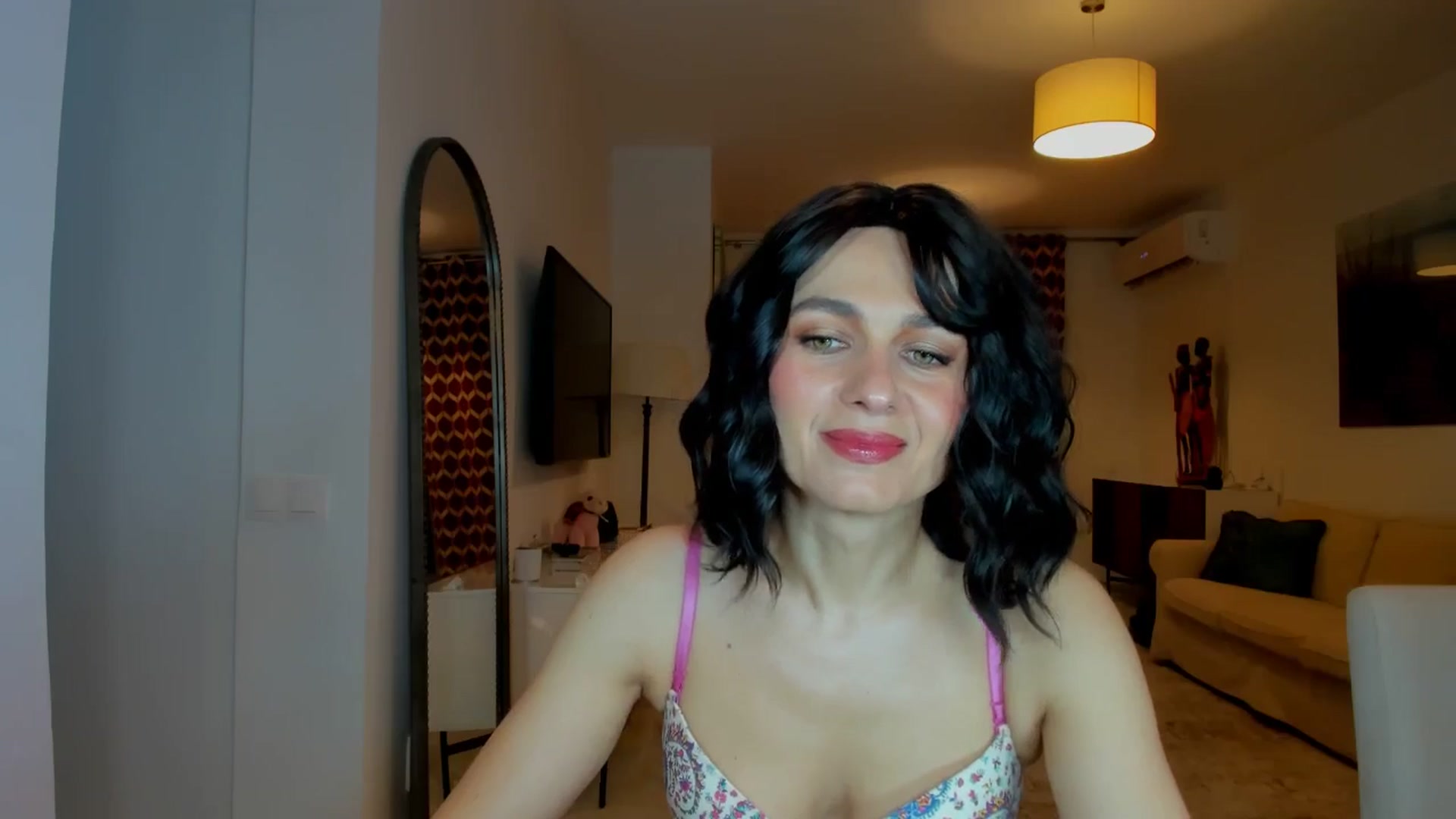 Gallery image thumbnail from KateMirage's myfreecams stream on, 01/09/2026, 21:23 image 14 of 20
