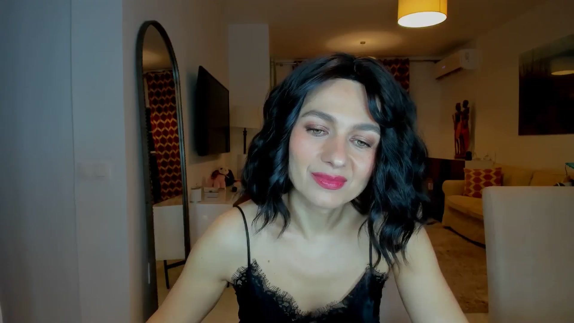 Gallery image thumbnail from KateMirage's myfreecams stream on, 01/14/2026, 20:59 image 17 of 20