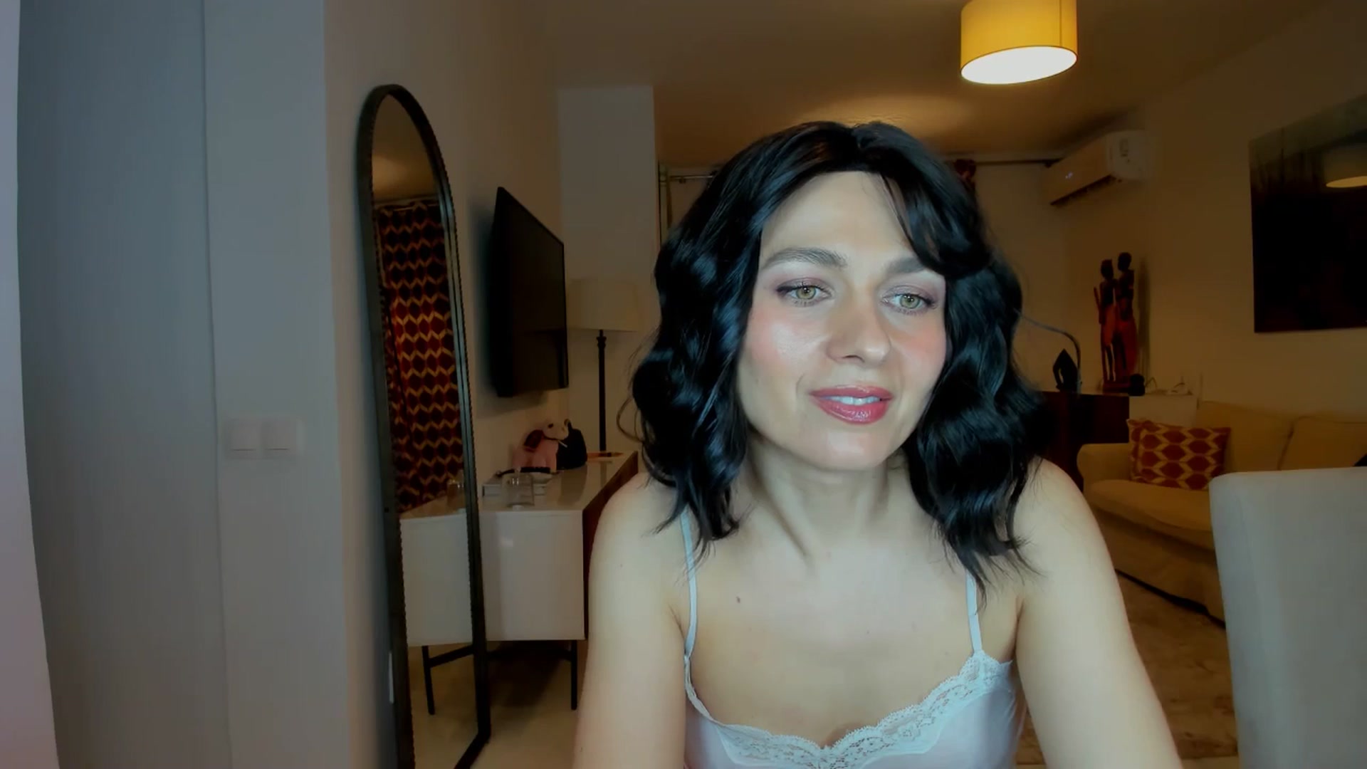 Gallery image thumbnail from KateMirage's myfreecams stream on, 01/21/2026, 24:01 image 3 of 20