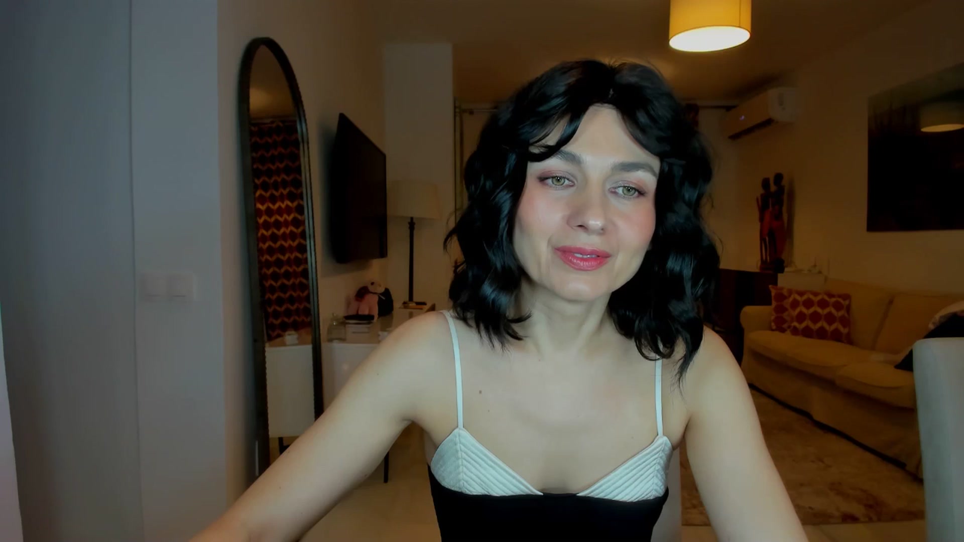 Gallery image thumbnail from KateMirage's myfreecams stream on, 01/26/2026, 21:39 image 7 of 20