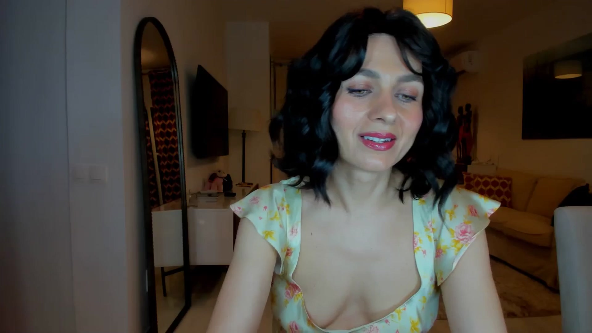 Gallery image thumbnail from KateMirage's myfreecams stream on, 01/27/2026, 20:36 image 15 of 20