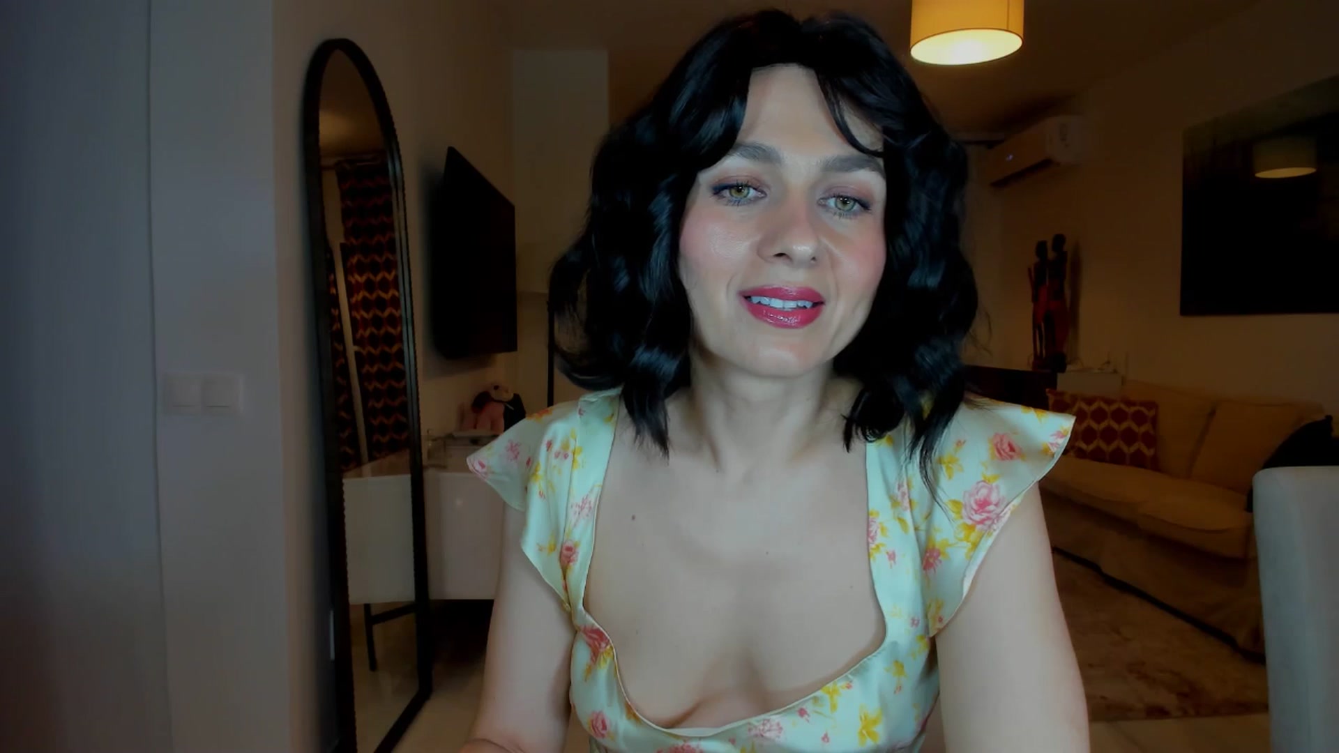 Gallery image thumbnail from KateMirage's myfreecams stream on, 01/27/2026, 20:36 image 14 of 20