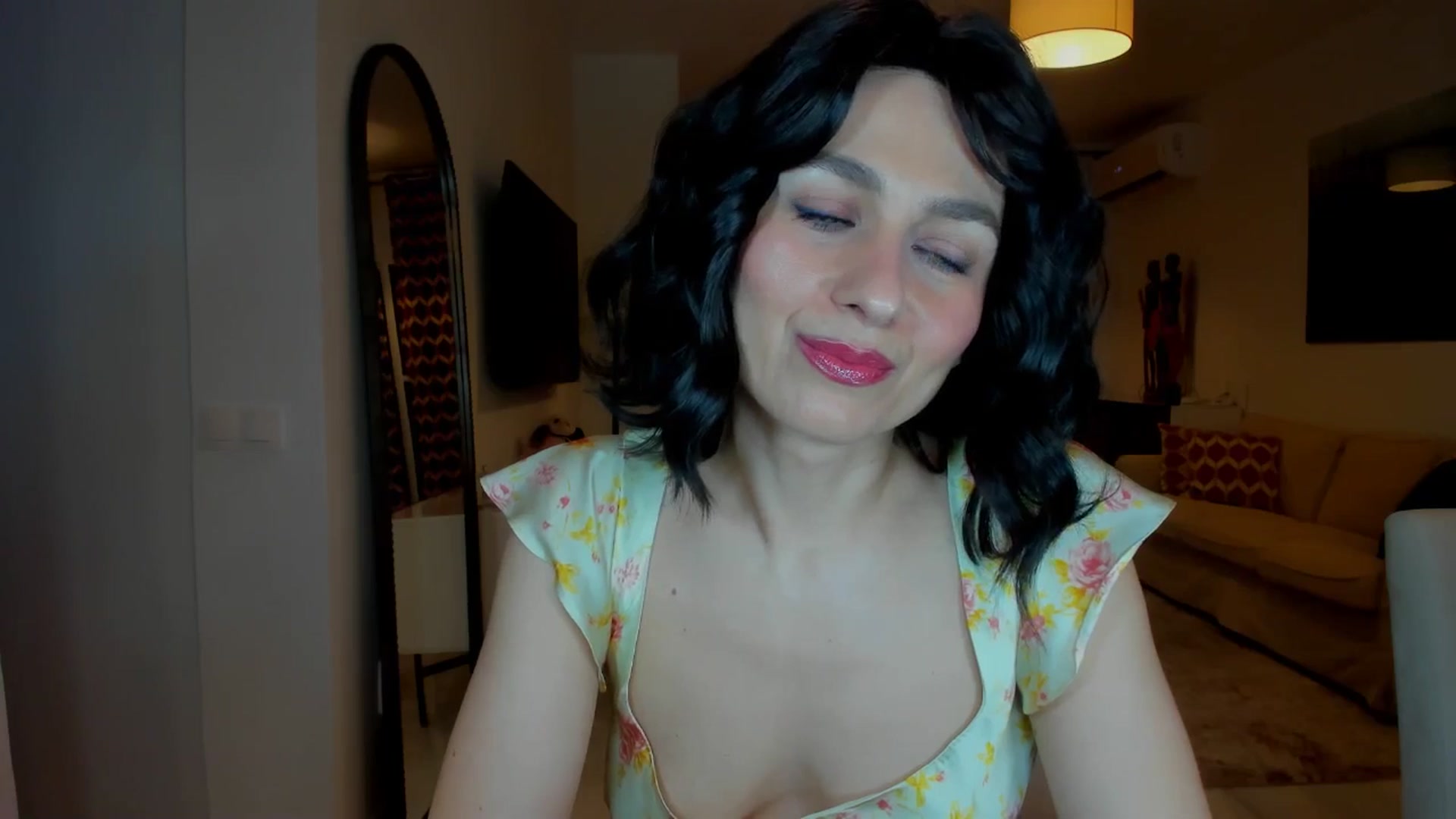 Gallery image thumbnail from KateMirage's myfreecams stream on, 01/27/2026, 20:36 image 6 of 20