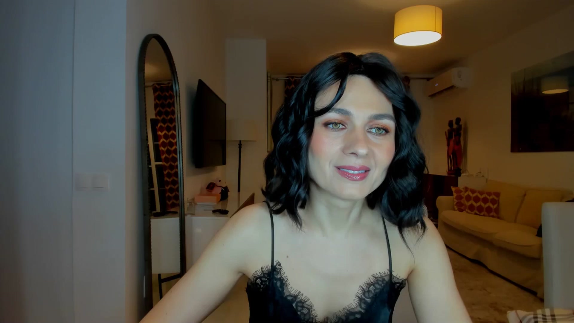 Gallery image thumbnail from KateMirage's myfreecams stream on, 01/29/2026, 20:35 image 12 of 20