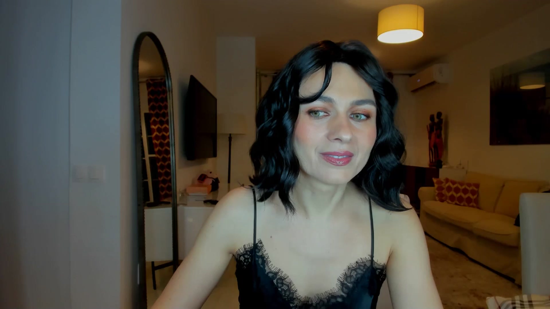 Gallery image thumbnail from KateMirage's myfreecams stream on, 01/29/2026, 20:35 image 19 of 20