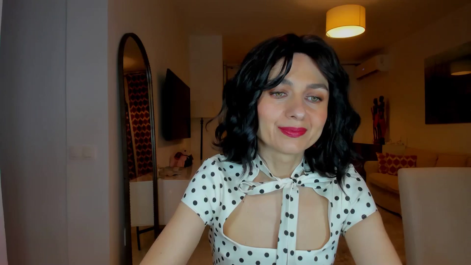 Gallery image thumbnail from KateMirage's myfreecams stream on, 01/31/2026, 21:44 image 17 of 20