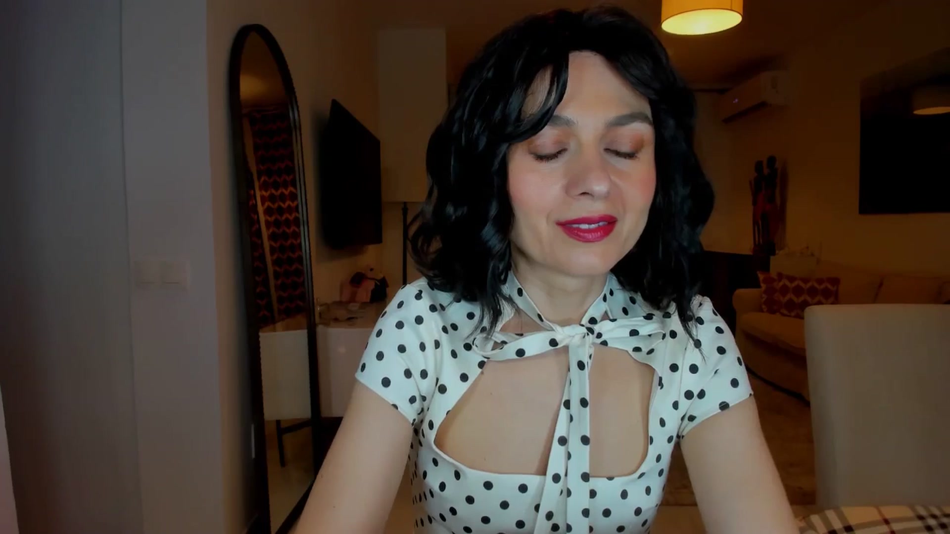 Gallery image thumbnail from KateMirage's myfreecams stream on, 01/31/2026, 22:30 image 10 of 20