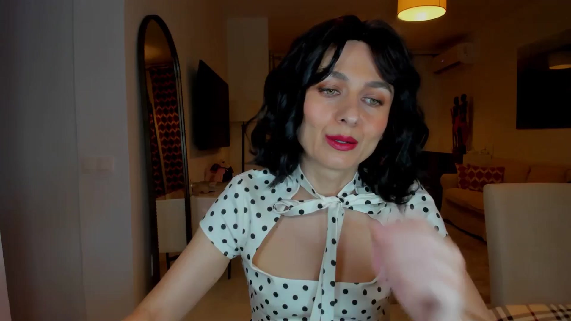 Gallery image thumbnail from KateMirage's myfreecams stream on, 01/31/2026, 22:30 image 19 of 20