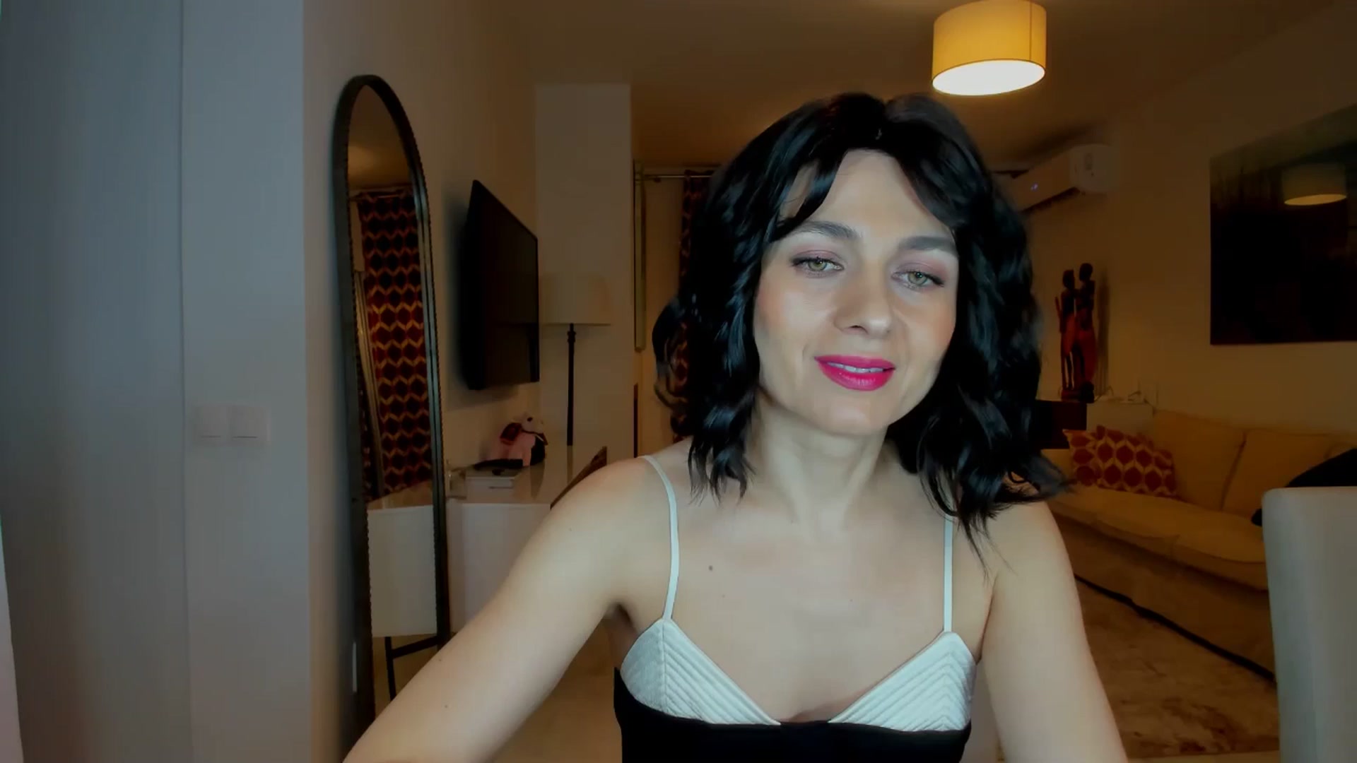 Gallery image thumbnail from KateMirage's myfreecams stream on, 02/01/2026, 21:51 image 10 of 20