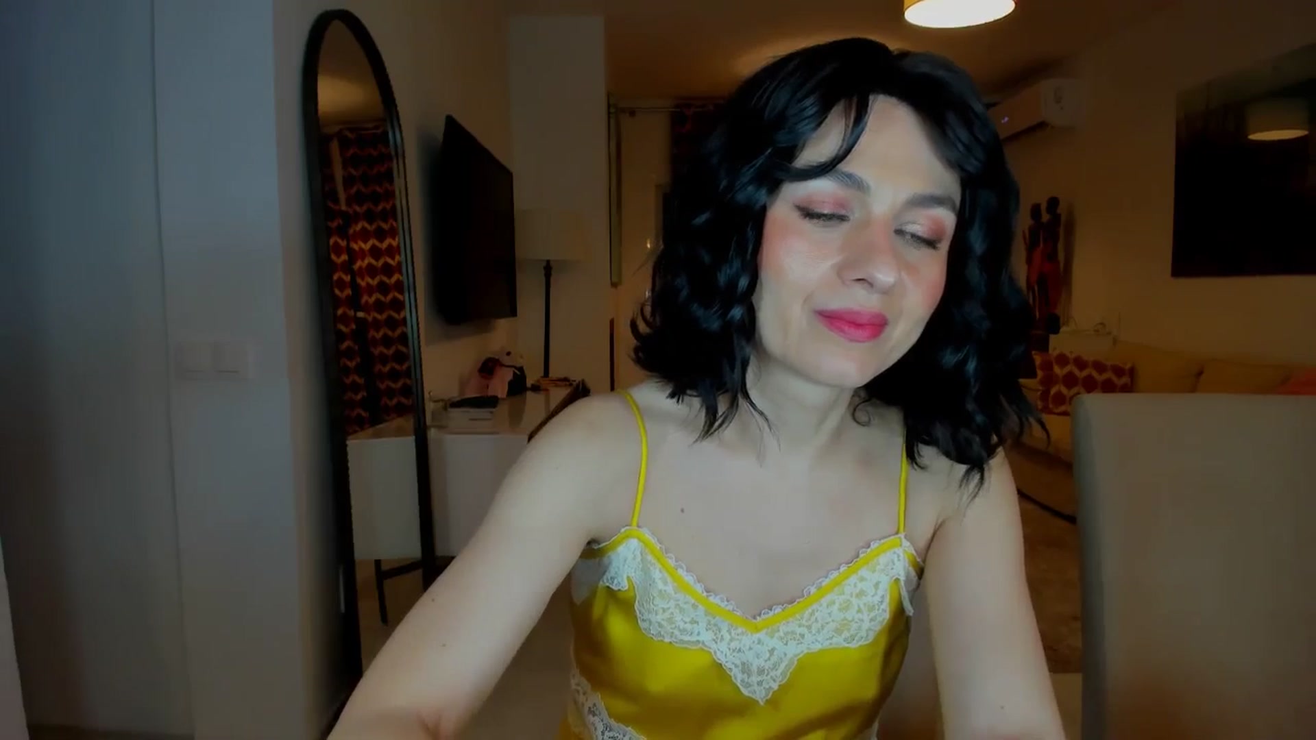 Gallery image thumbnail from KateMirage's myfreecams stream on, 02/05/2026, 21:50 image 5 of 20