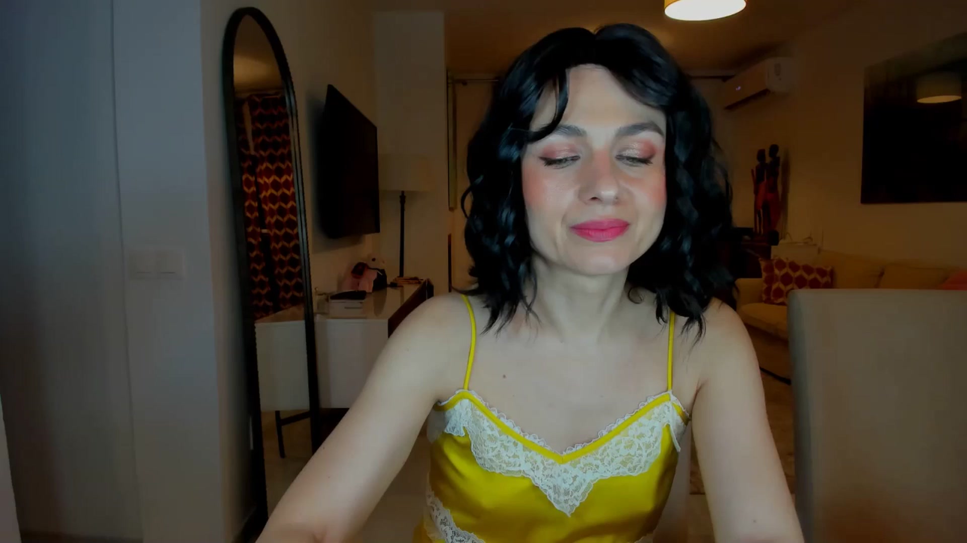 Gallery image thumbnail from KateMirage's myfreecams stream on, 02/05/2026, 21:50 image 7 of 20