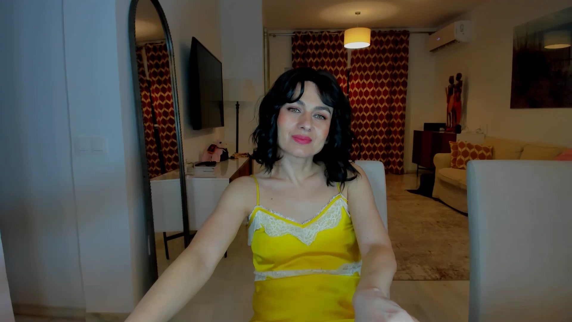 Gallery image thumbnail from KateMirage's myfreecams stream on, 02/05/2026, 23:51 image 10 of 20