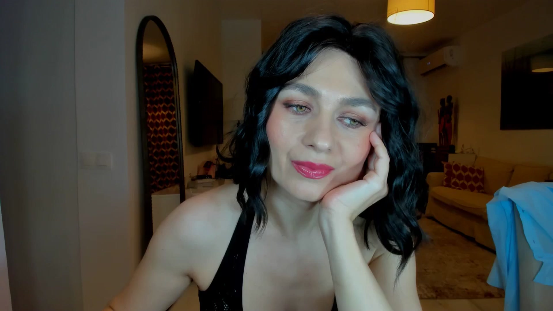 Gallery image thumbnail from KateMirage's myfreecams stream on, 02/09/2026, 20:20 image 14 of 20